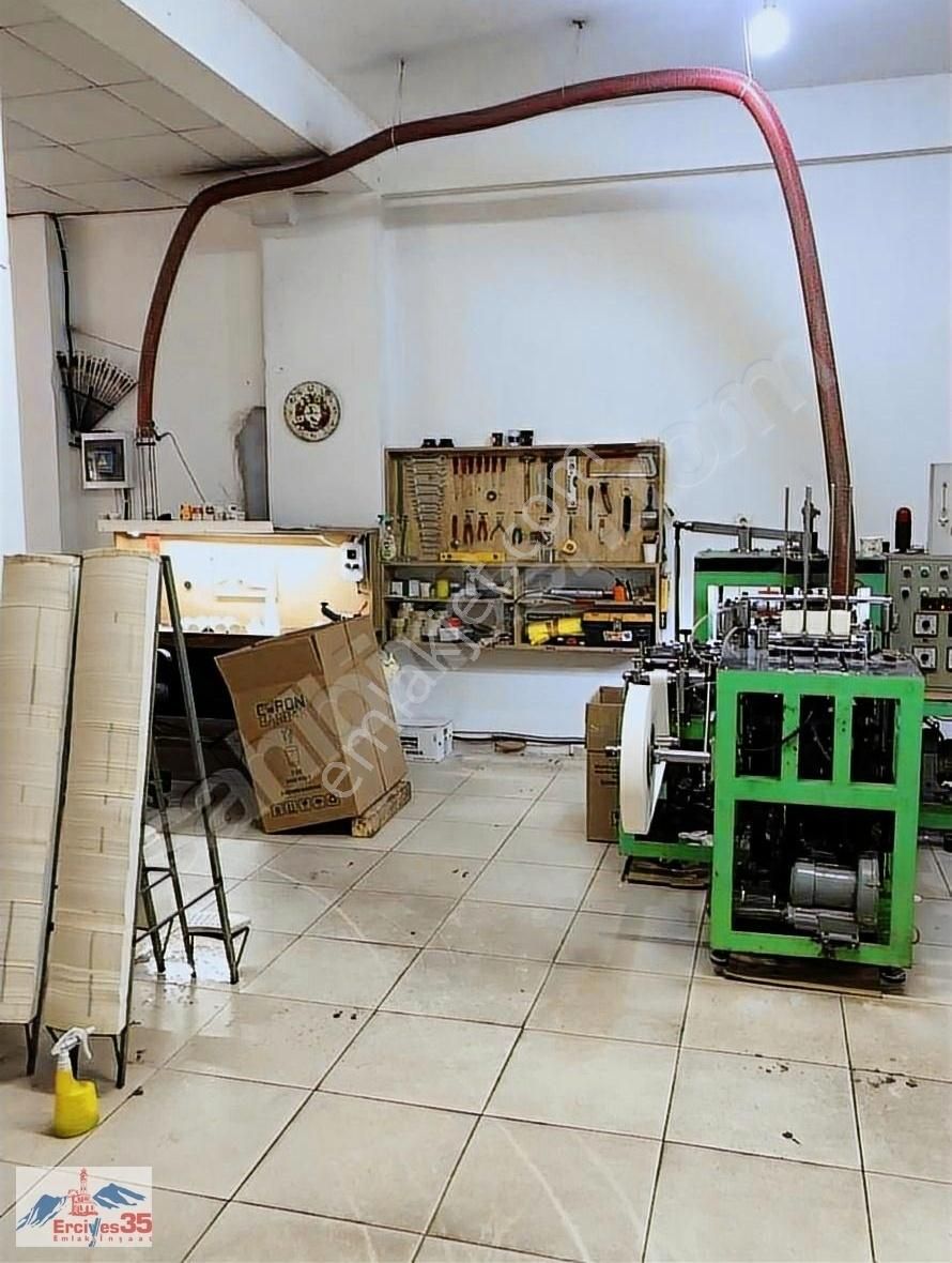 Bardak Üretim Tesisi Makinalar Ve Ekipmanlar İle Komple Satılık