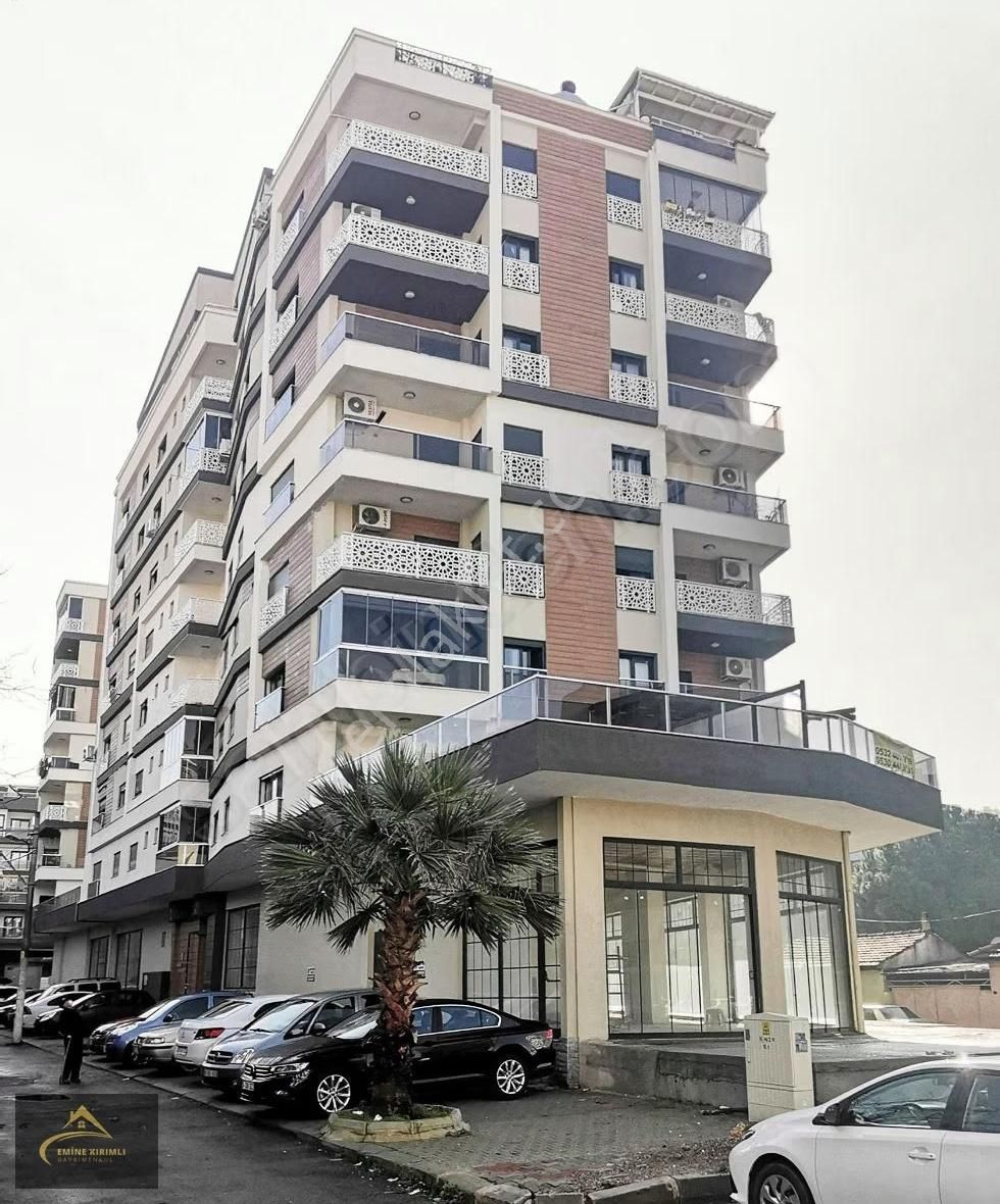 Ordu Bulvarı Üzerinde Fırsat Köşe 3+1 Emasallerinden %25 Uygun