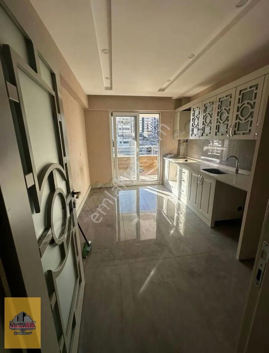 Karacaahmet 2'de Çemberlitaş Yapı'da Satılık 2+1 Lüks Daire - Görsel 6