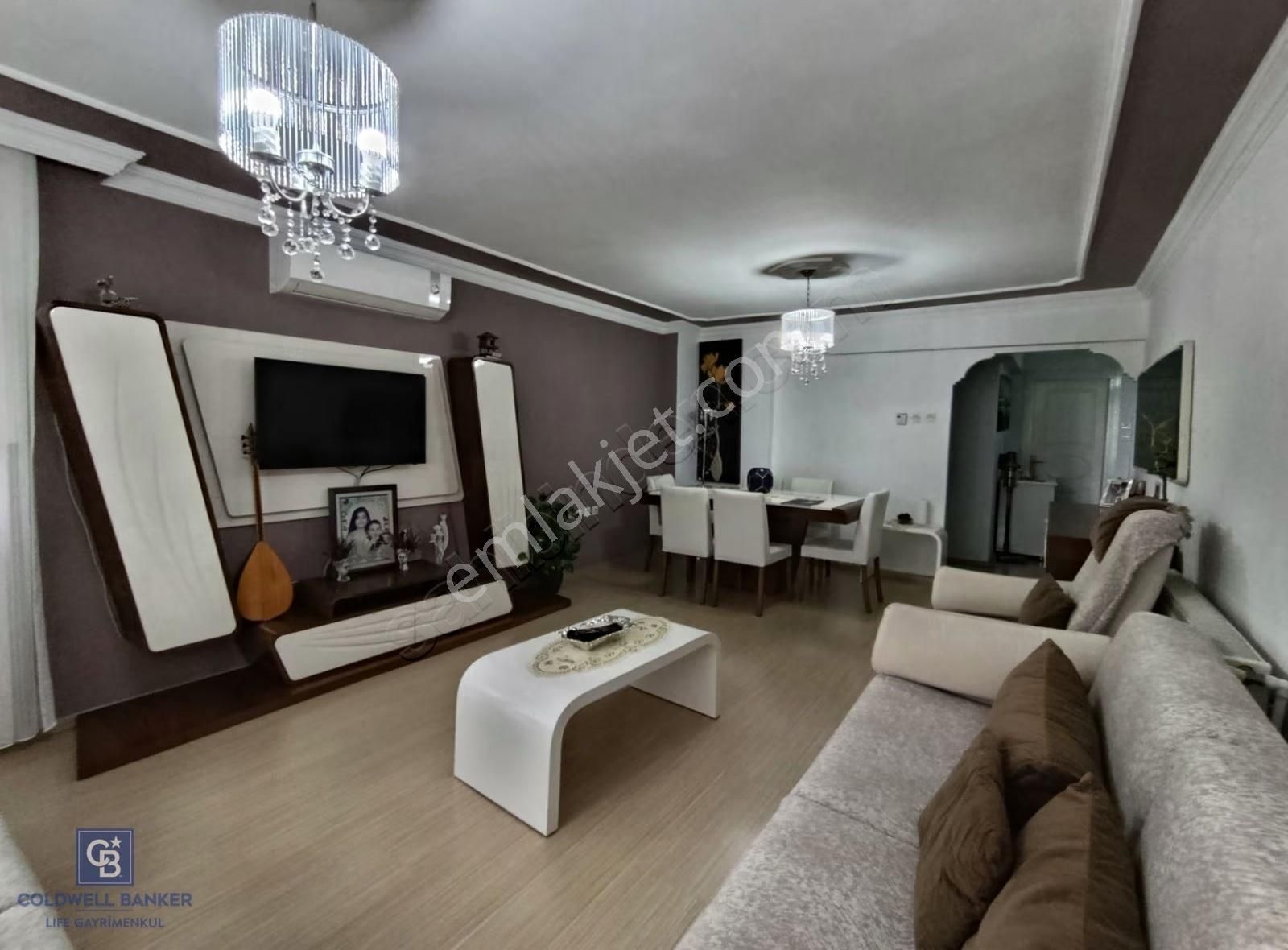 Bayraklı Onur Mahallesinde Kiralık Geniş 3+1 Daire - Görsel 15