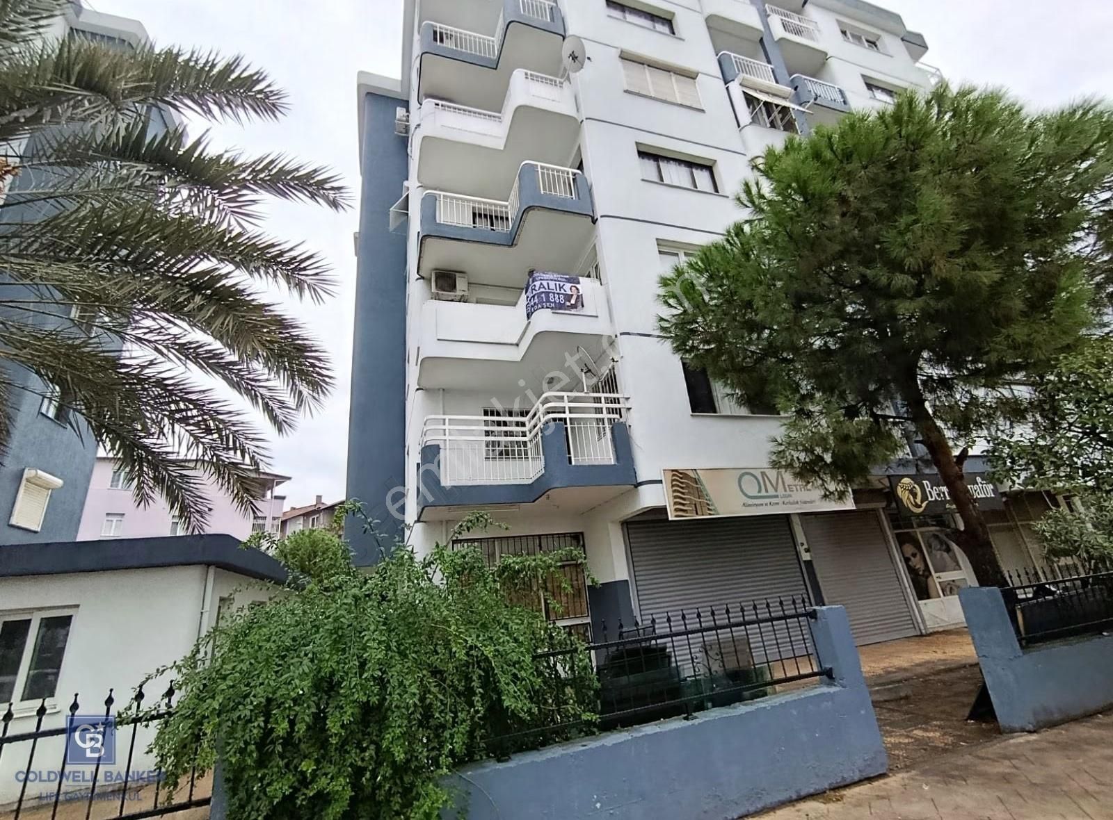 Bayraklı Onur Mahallesinde Kiralık Geniş 3+1 Daire - Görsel 5