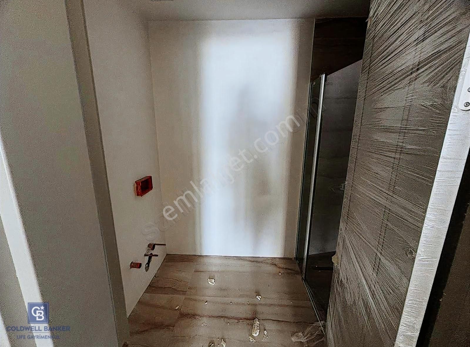 Megapol İzmir Tower Three Rezidans Kule'de Satılık 1+1 Daire - Görsel 5