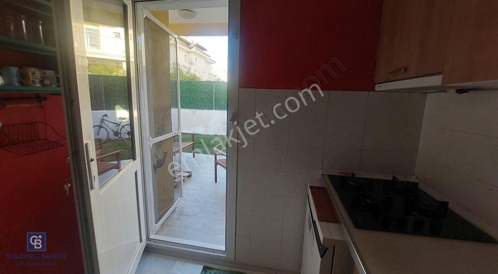 Çeşme Alaçatı Merkez De Kış Dönemi Kiralık Bahçeli Dubleks Daire - Görsel 15