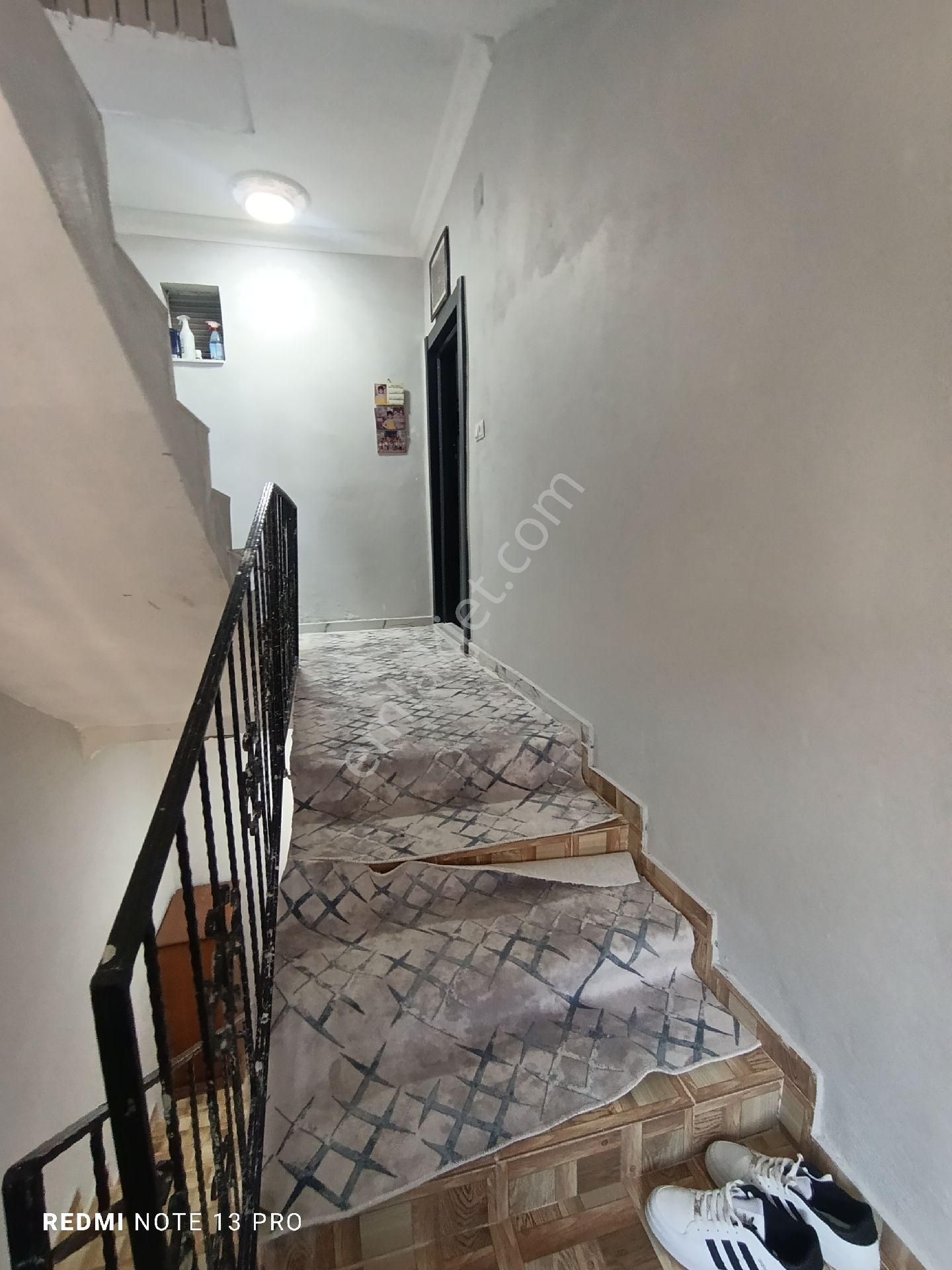 Yeniakkapı Mahallesi'nde 2 Katlı Müstakil - Görsel 9