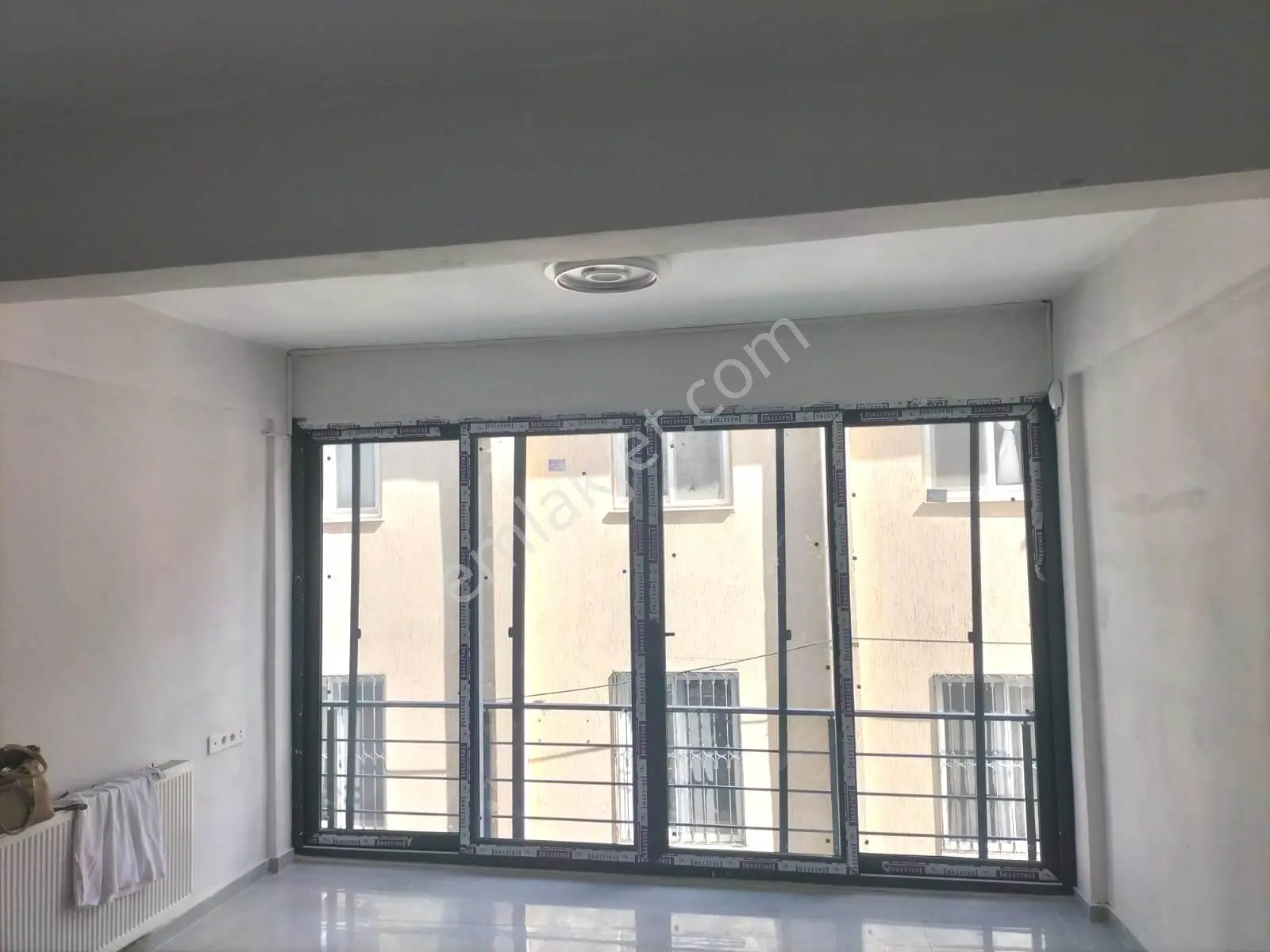 Arsuz Uluçınar Mahallesinde Mehtap Sitesinde Arsuz İçi Merkezde Temiz Lüks Yapılı Satılık Daire