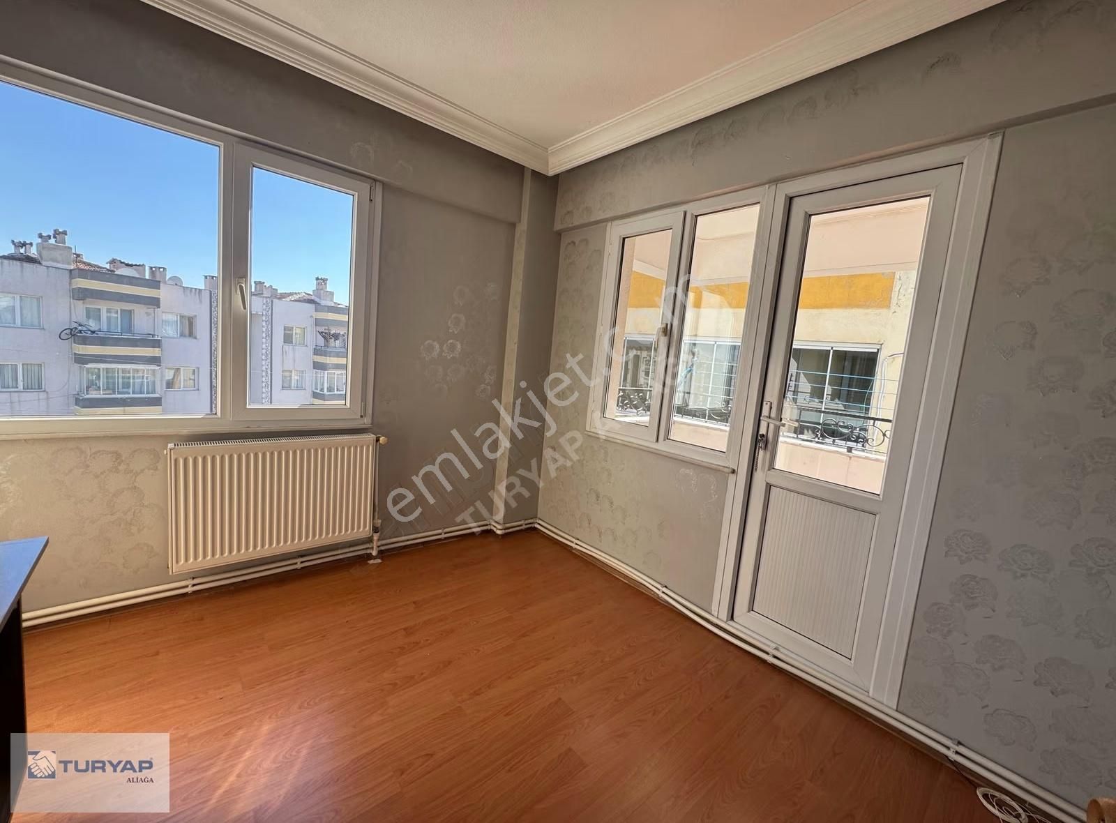 Ulaşoğlu Sitesinde Geniş 3+1 Kiralık Daire - Görsel 2