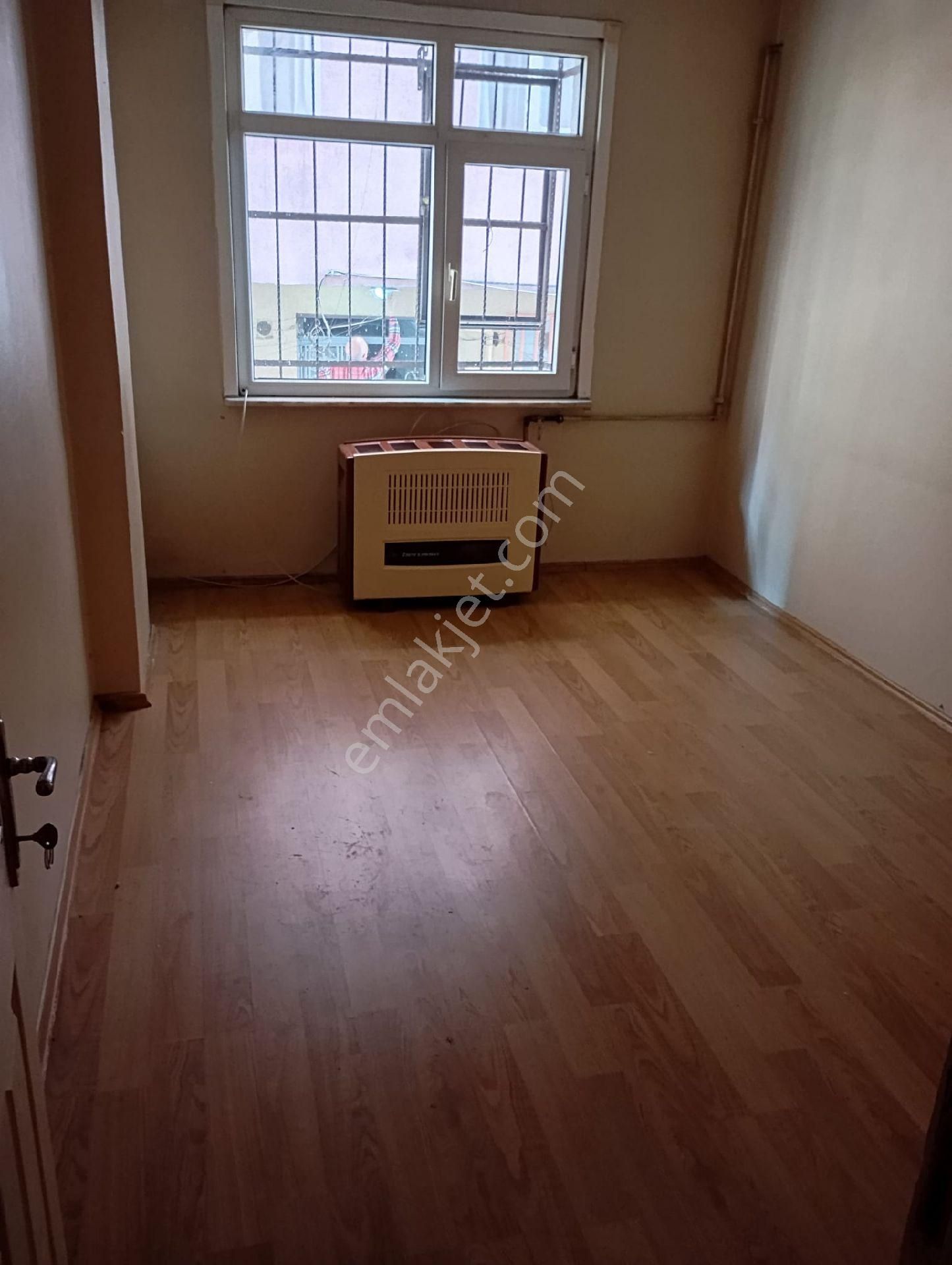 Istanbul Esenler Nine Hatun Mahallesınde 2+1 Satılık Daıre - Görsel 4