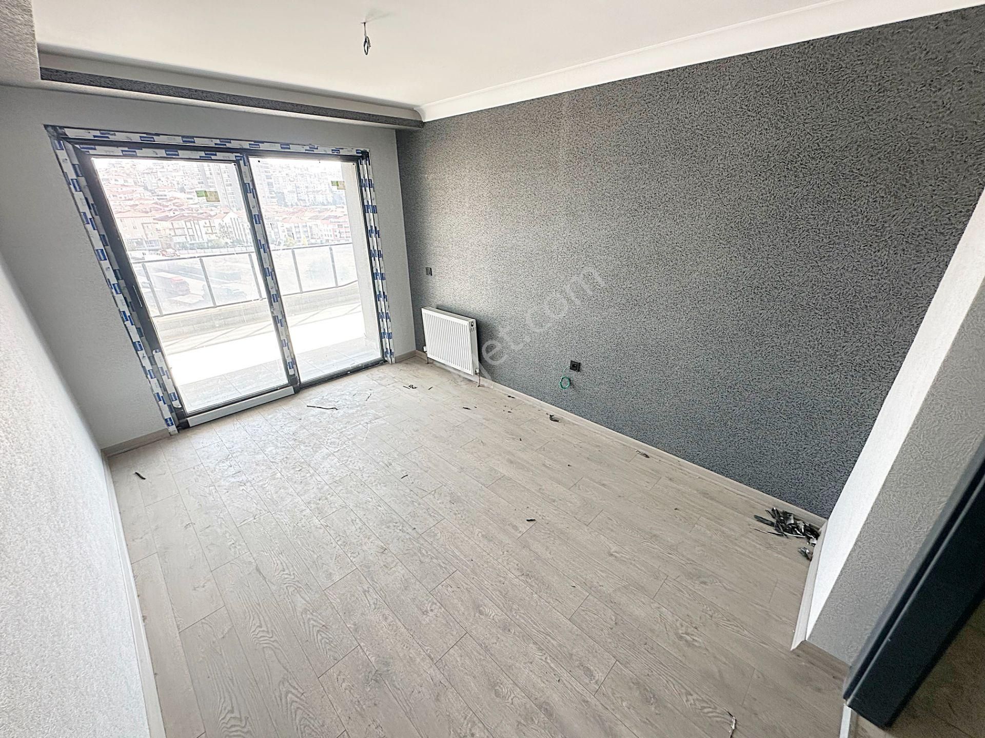 Cihandan Ovacık'ta Tek Bloklu Site İçerisinde 4+1 Satılık - Görsel 11