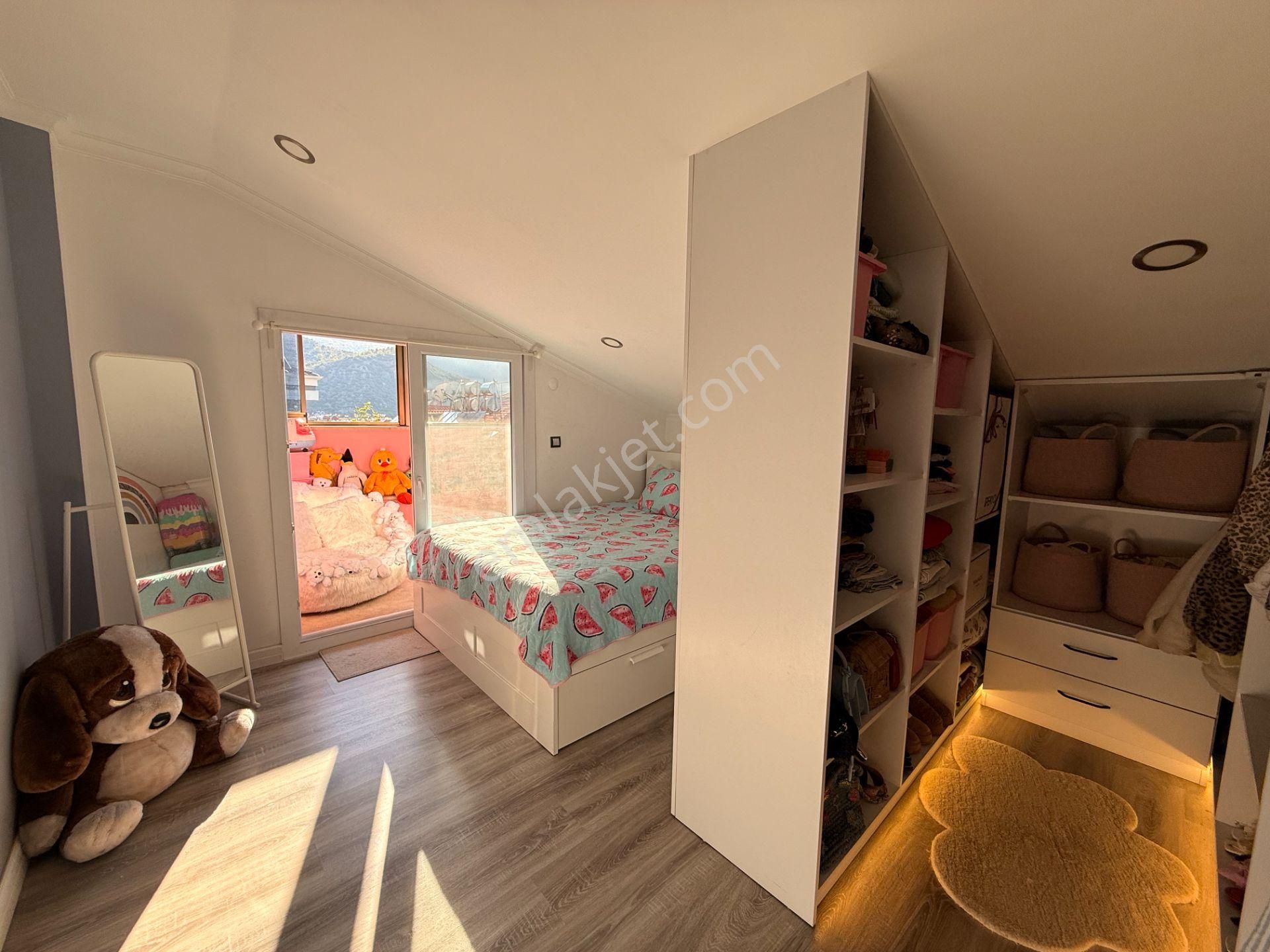 Goldhouse Dan Satılık Site İçi 1+1 Dubleks Fırsat Daire - Görsel 11