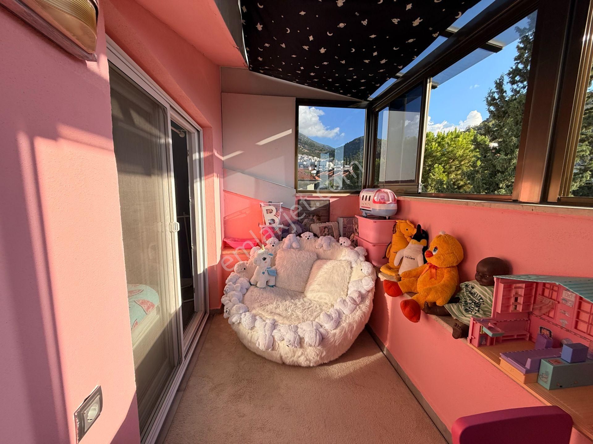 Goldhouse Dan Satılık Site İçi 1+1 Dubleks Fırsat Daire - Görsel 16