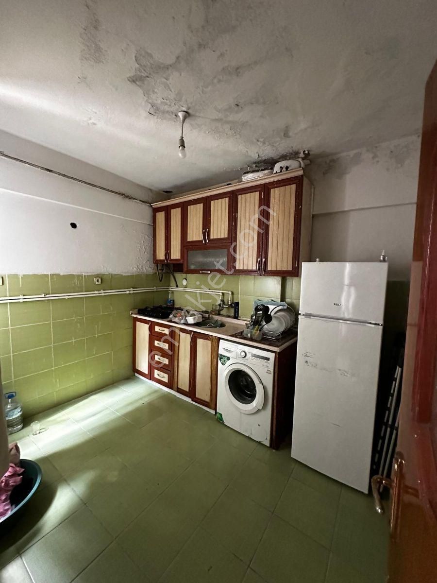 Ulus Mahallesi'nde 2 Katlı Müstakil Bina - Görsel 10