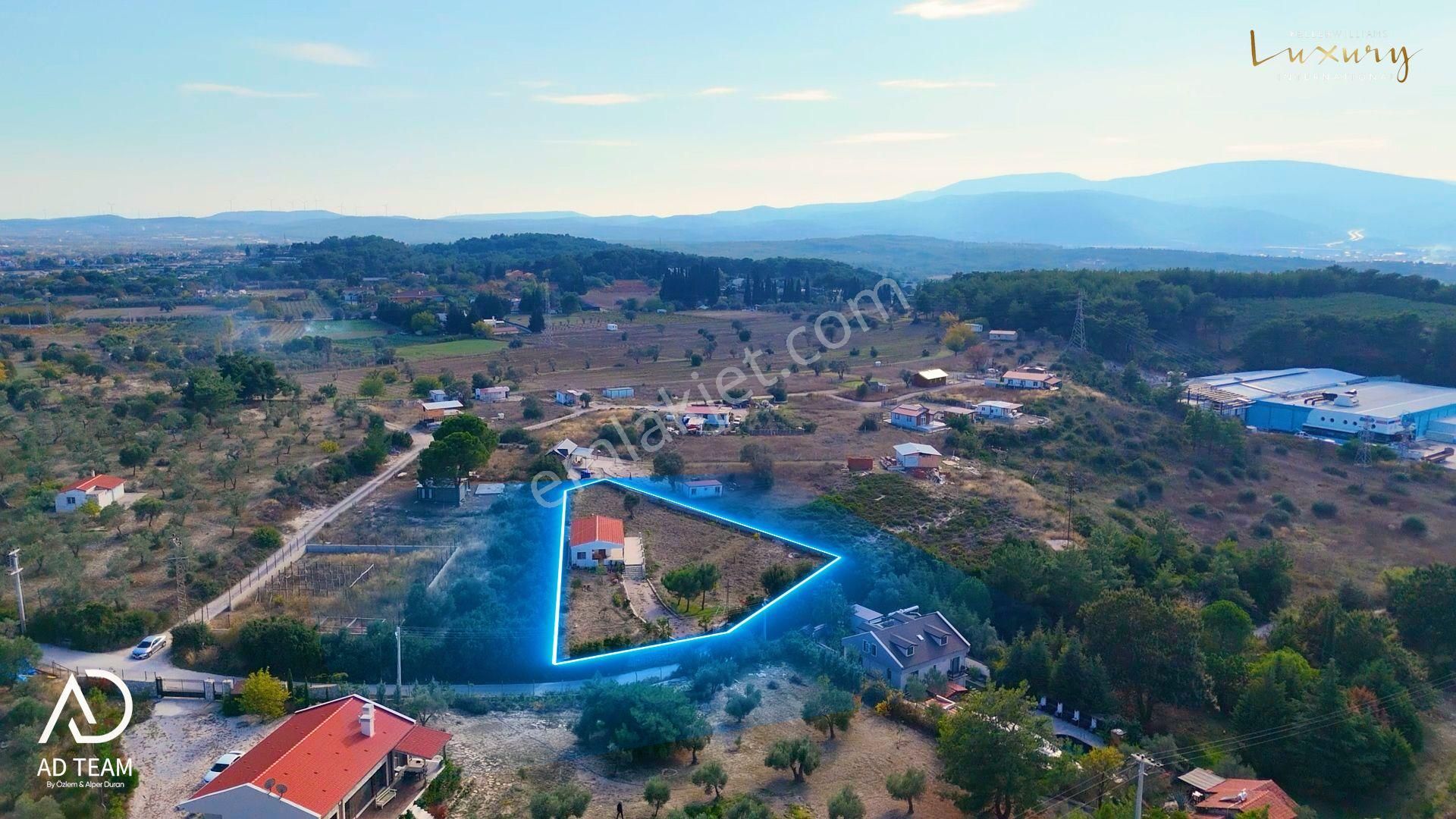 İçmeler'de Deniz Manzaralı Ana Yola Yakın Çiftlik Evi - Görsel 26