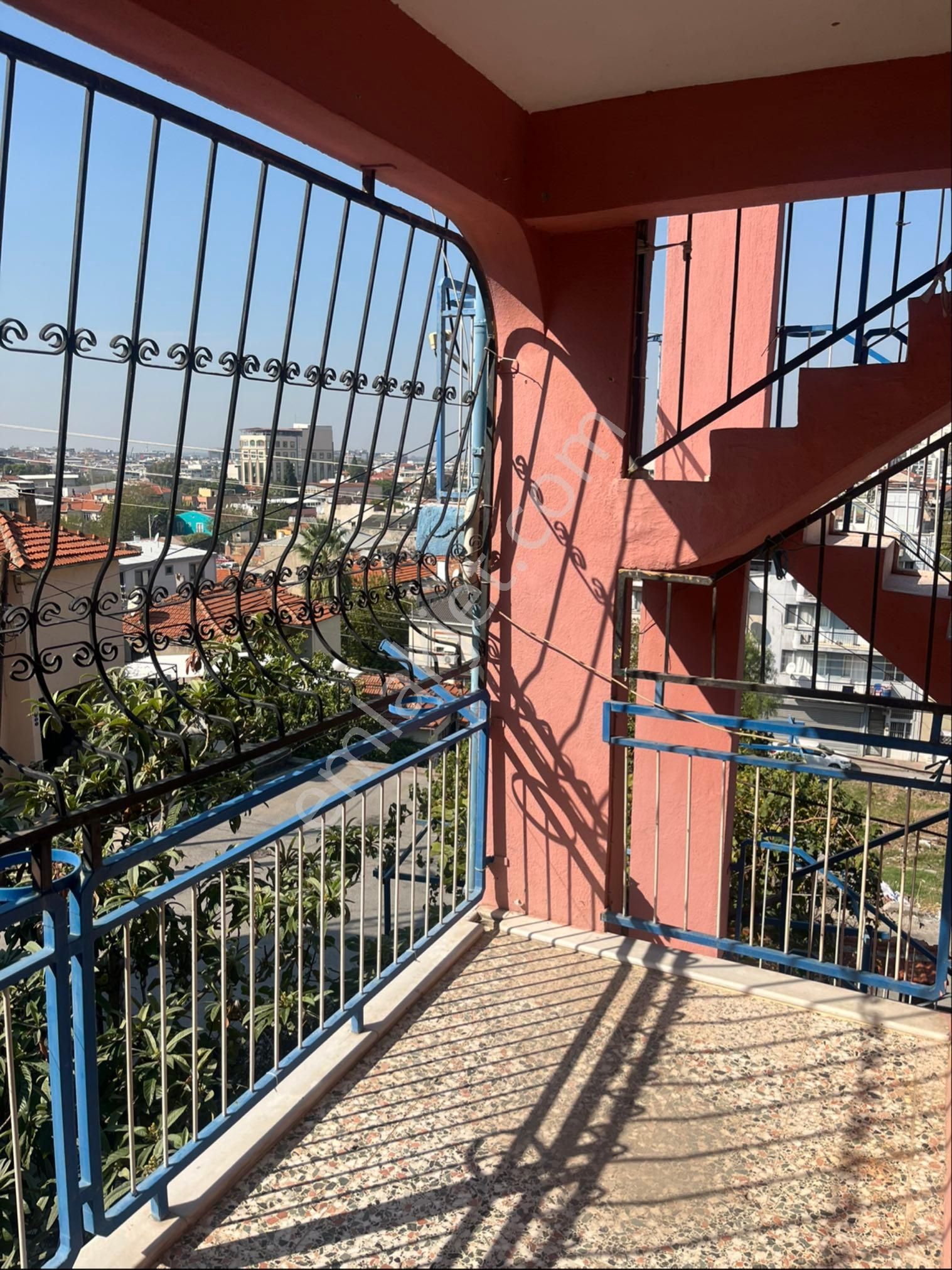 İzmir Çiğli Büyükçiğli'de Yatırımlık Komple Satılık// Kat Karşılığı Bina - Görsel 4