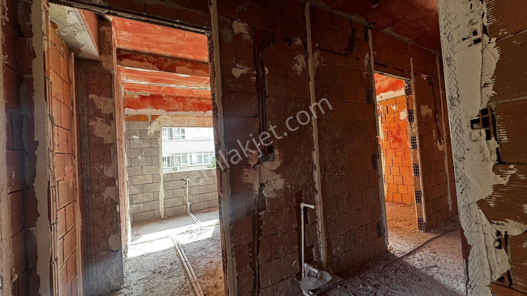 Bayraklı Manavkuyu Mahallesi’nde Satılık 3+1 Daire - Görsel 11