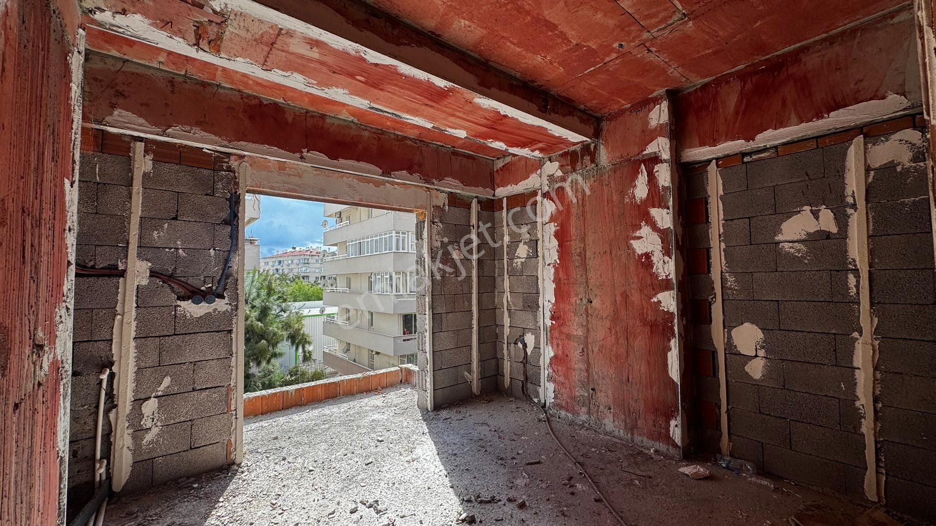 Bayraklı Manavkuyu Mahallesi’nde Satılık 3+1 Daire - Görsel 18