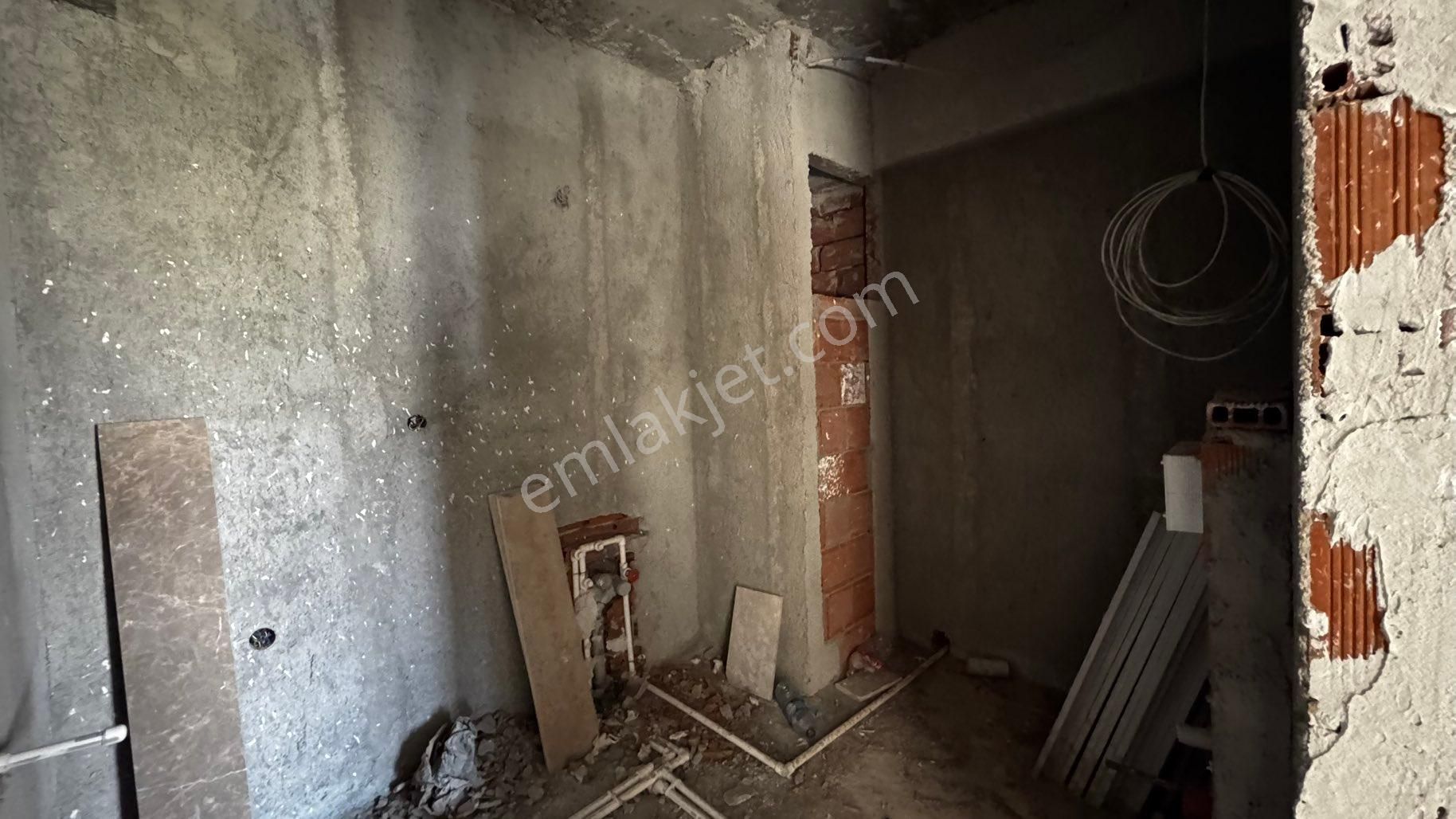 Bayraklı Manavkuyu Mahallesi’nde Satılık 3+1 Daire - Görsel 31