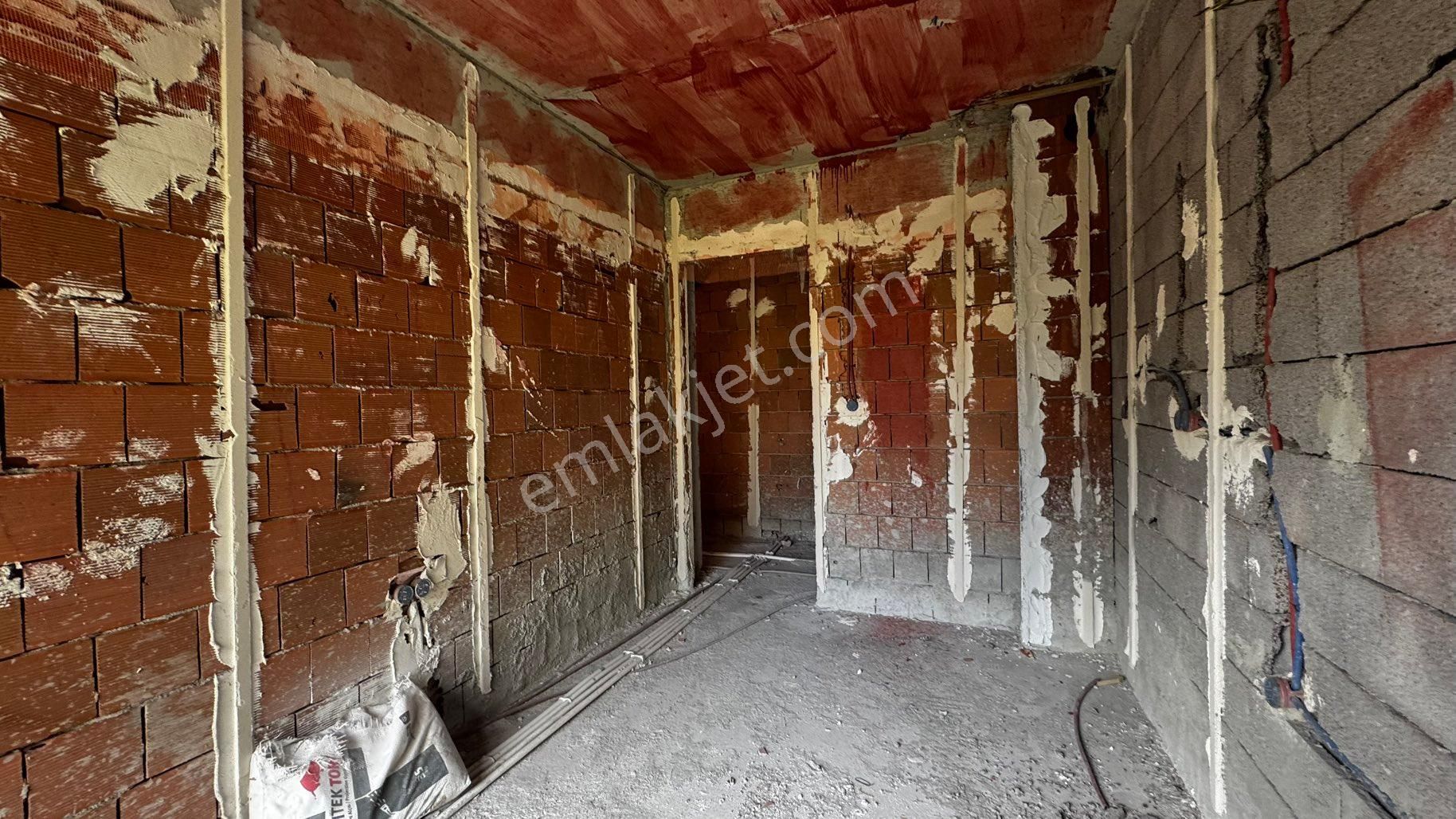 Bayraklı Manavkuyu Mahallesi’nde Satılık 3+1 Daire - Görsel 23