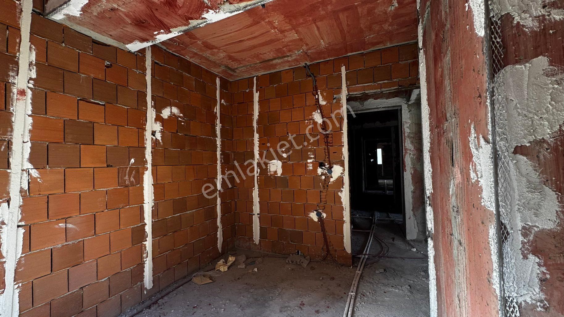 Bayraklı Manavkuyu Mahallesi’nde Satılık 3+1 Daire - Görsel 8