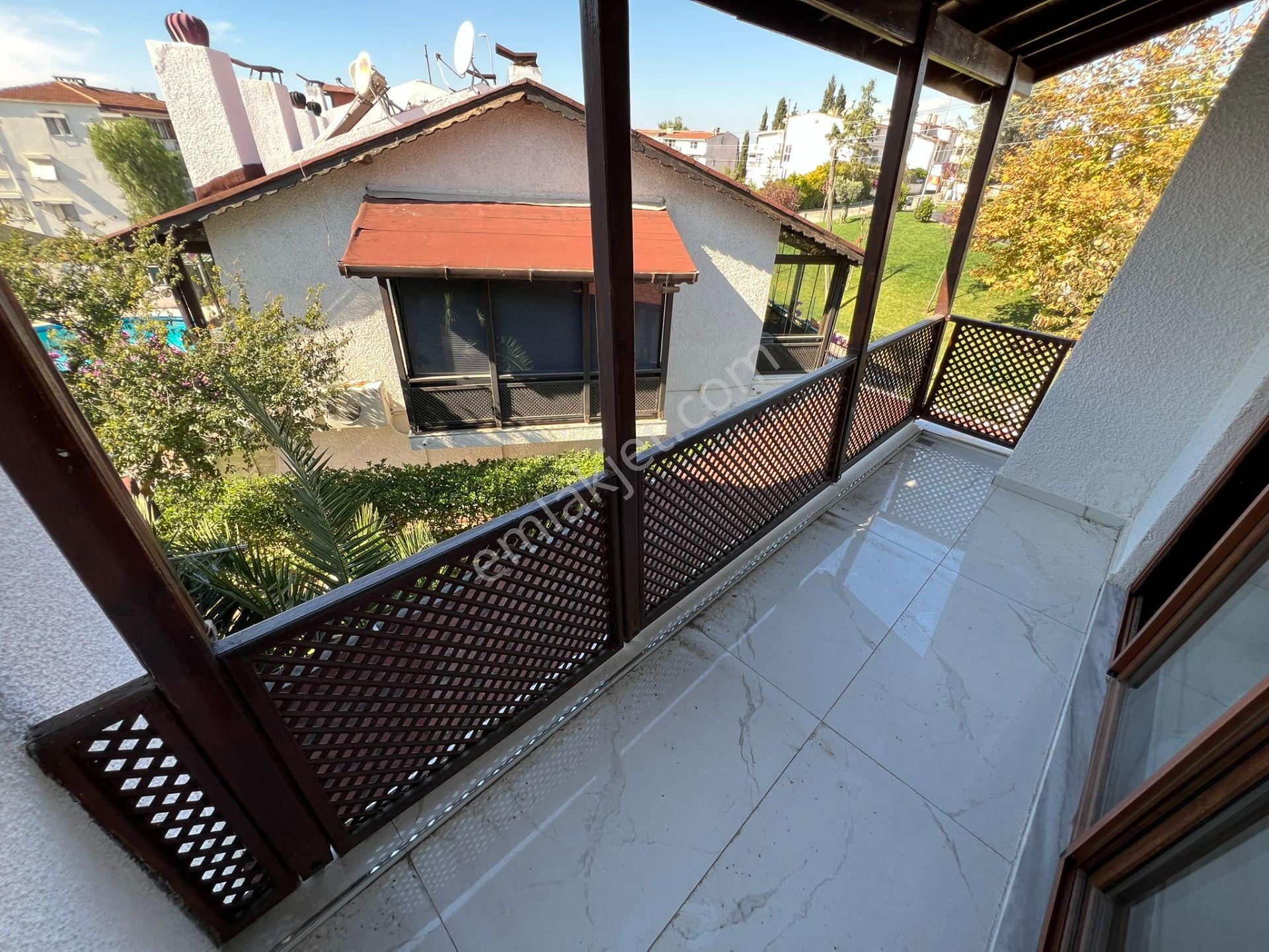 Vizyon Emlak'tan Site İçerisinde Havuzlu Masrafsız Yapılı Villa - Görsel 21