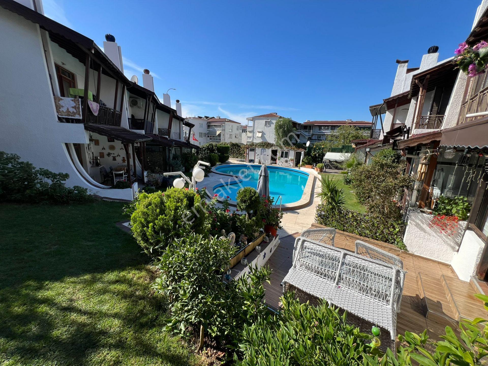 Vizyon Emlak'tan Site İçerisinde Havuzlu Masrafsız Yapılı Villa - Görsel 30