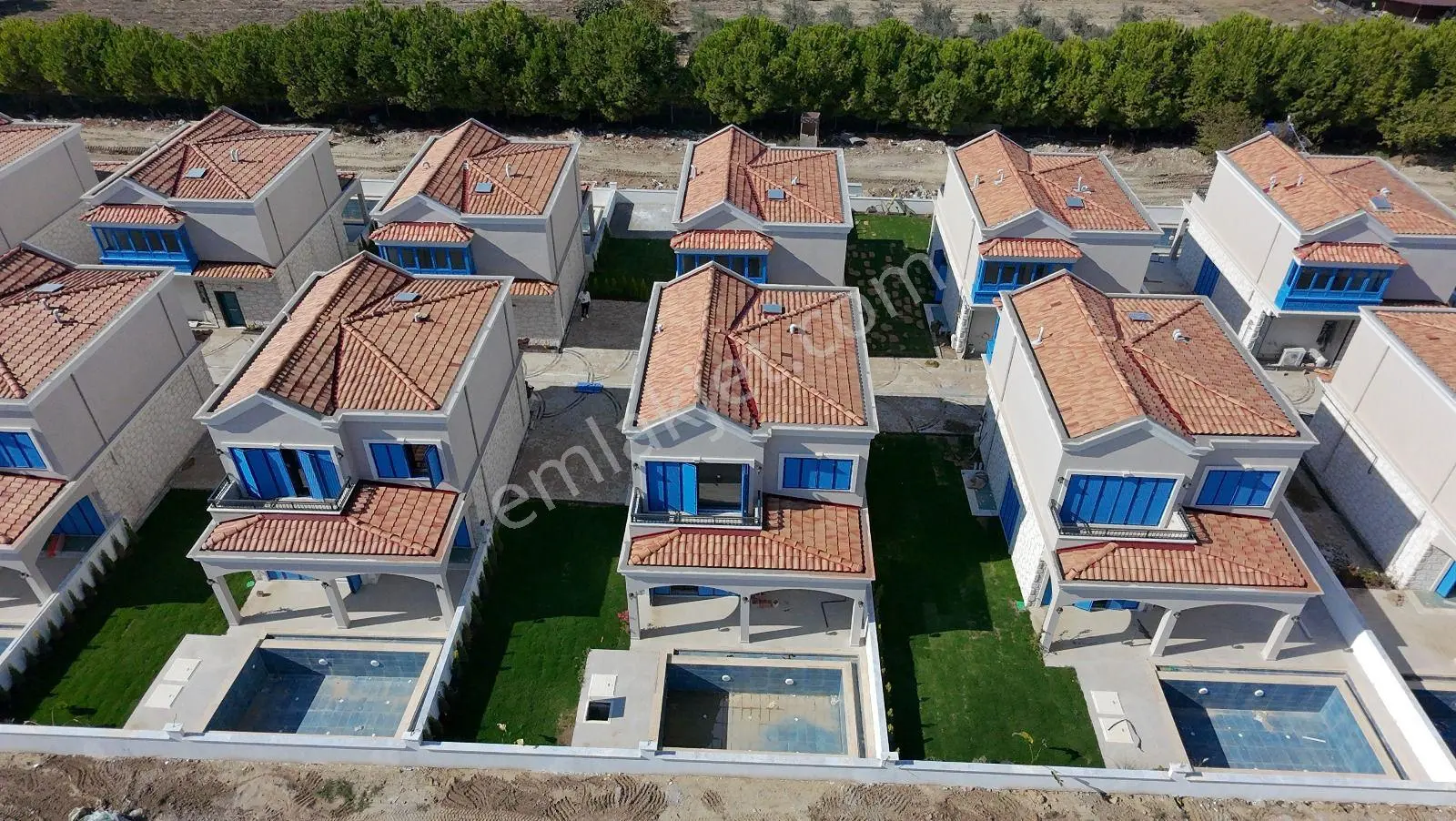 Kuşadası Awm Ve Denize Yakın Konumda Müstakil Bahçeli 5+2 Villa - Görsel 20