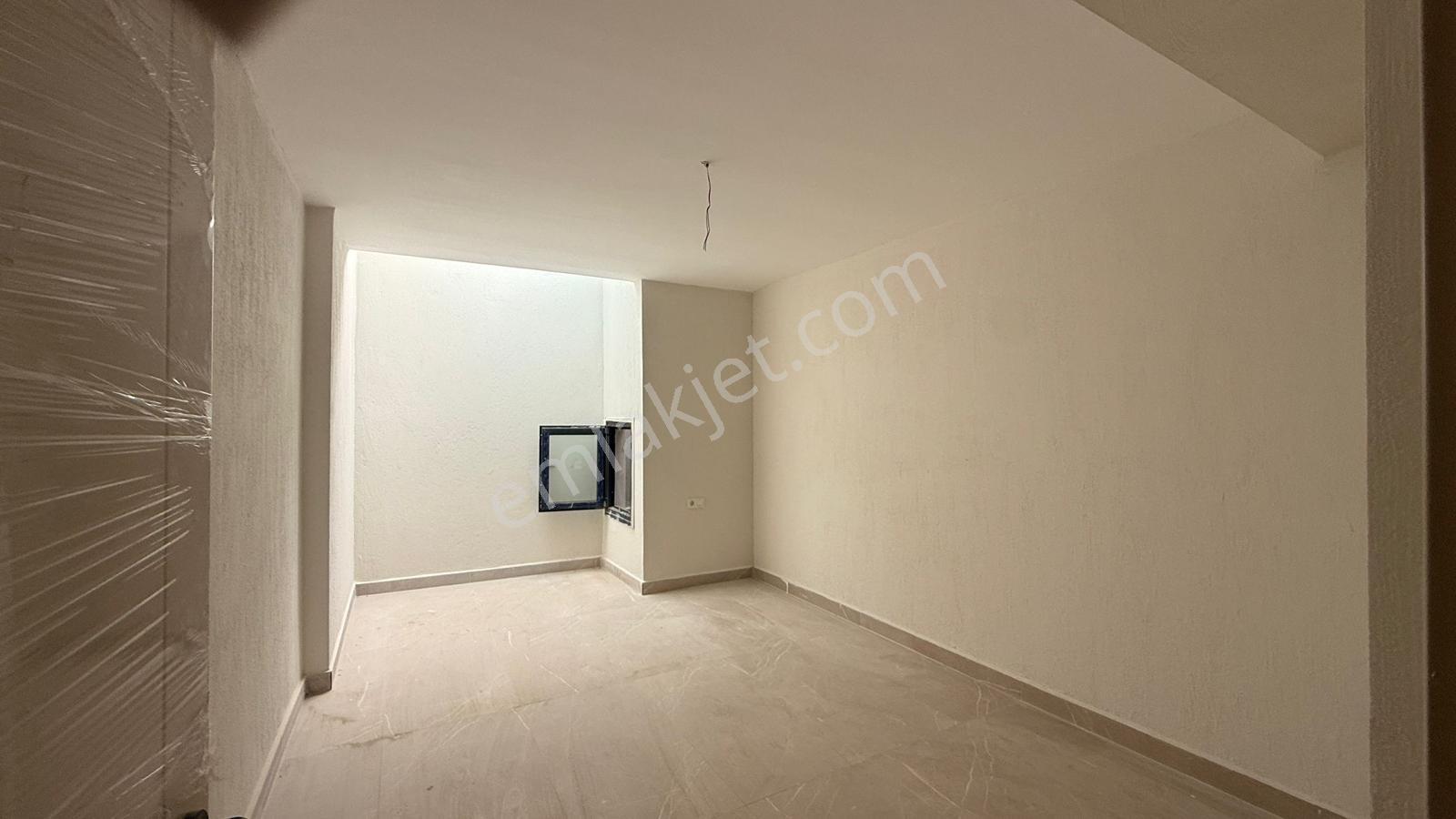 Kuşadası Awm Ve Denize Yakın Konumda Müstakil Bahçeli 5+2 Villa - Görsel 23