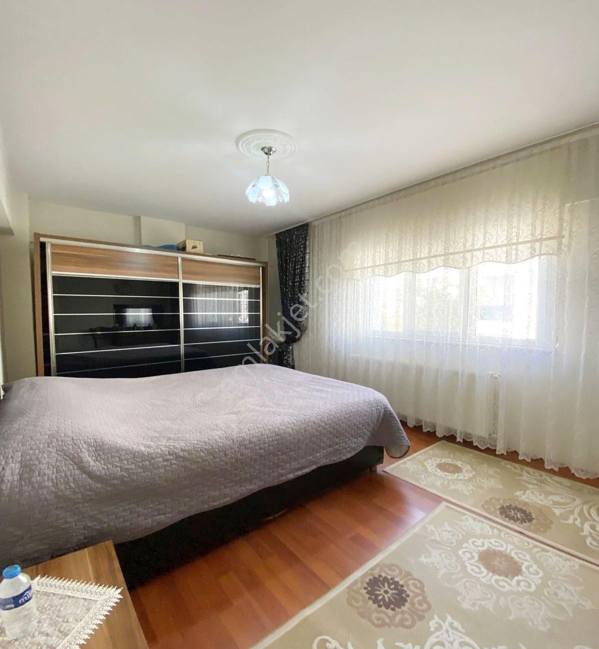 Avcılar Ambarlıda 3+1 Satılık Masrafsız Ara Kat Daire - Görsel 14