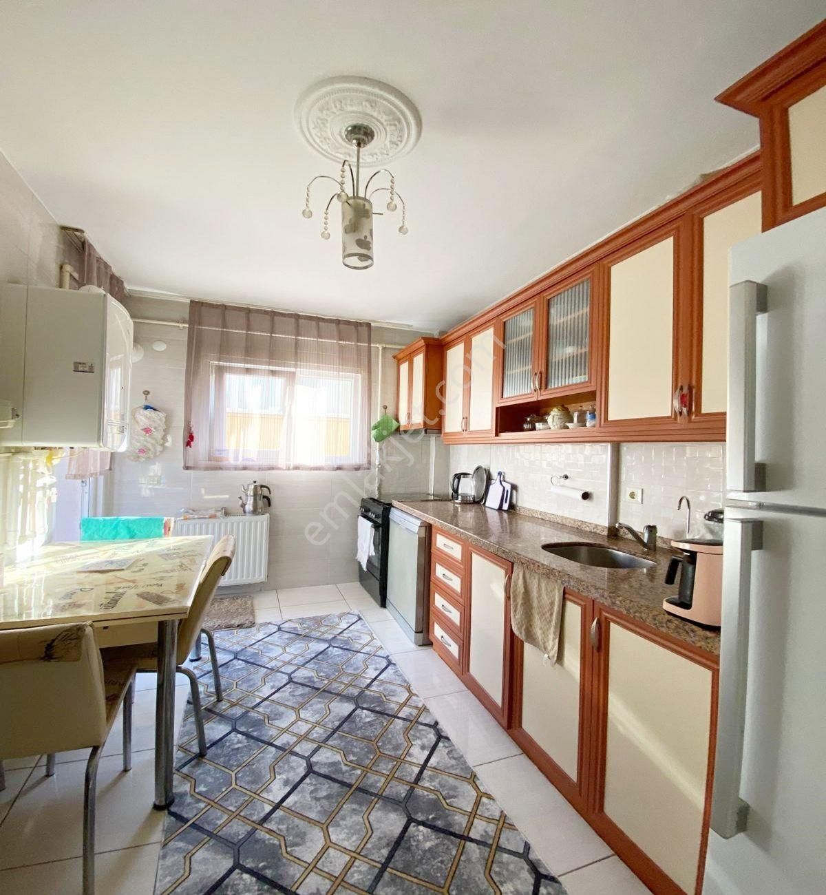 Avcılar Ambarlıda 3+1 Satılık Masrafsız Ara Kat Daire - Görsel 7