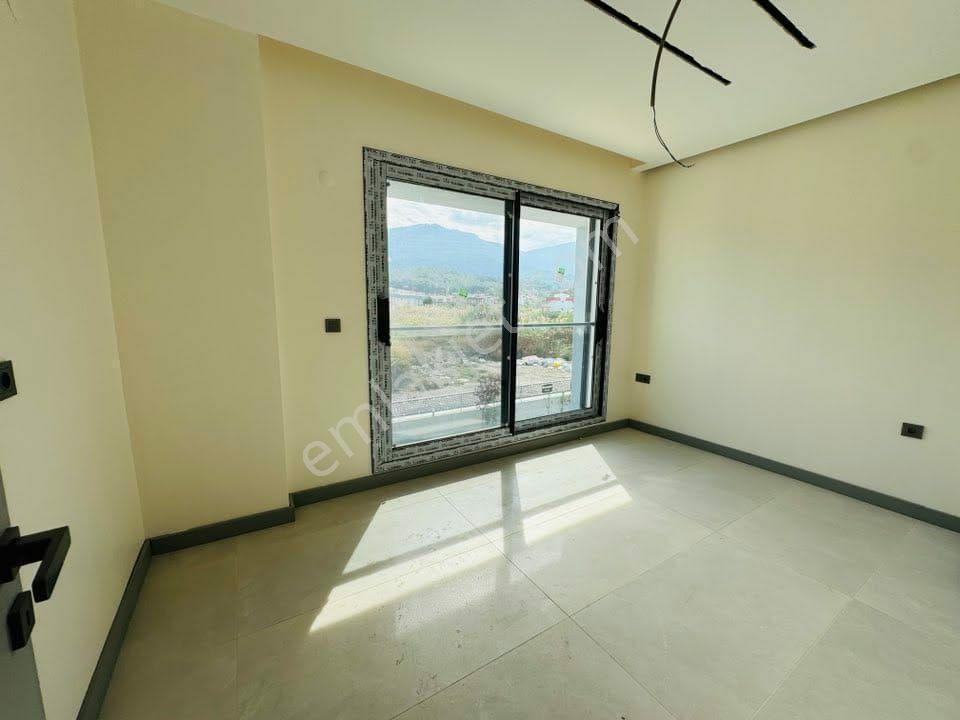 Kuşadasında Plaja Çok Yakın Özel Havuzlu Sıfır Villa - Görsel 11