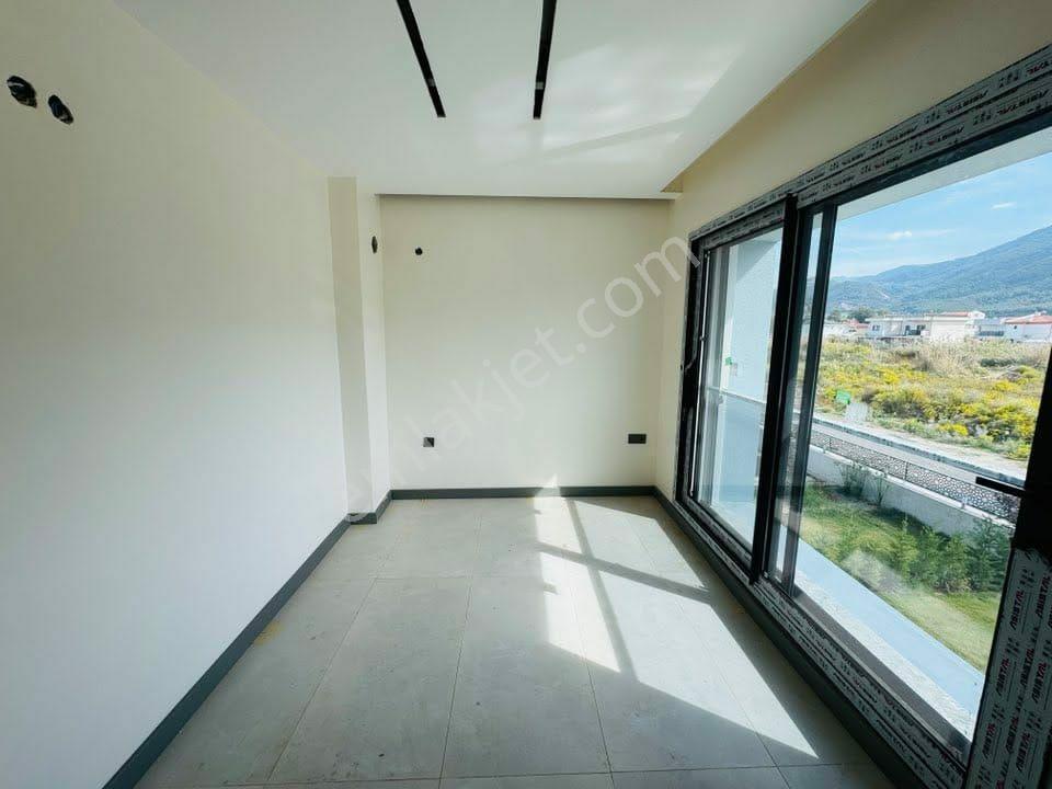 Kuşadasında Plaja Çok Yakın Özel Havuzlu Sıfır Villa - Görsel 19