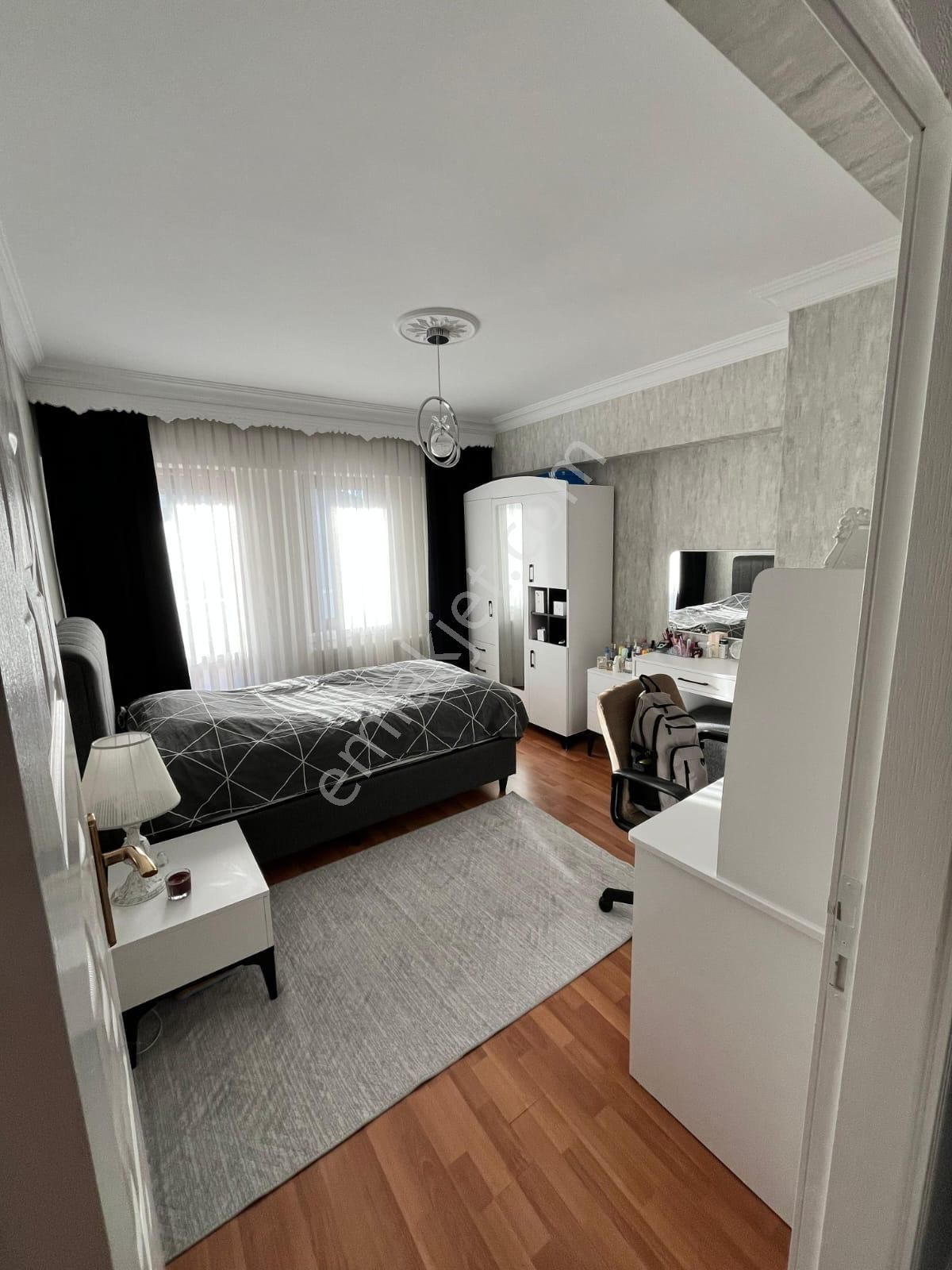 Pınarbaşı Mh 3+1 Katta Ebeveyn Banyolu Lux Yapılı Daire - Görsel 12
