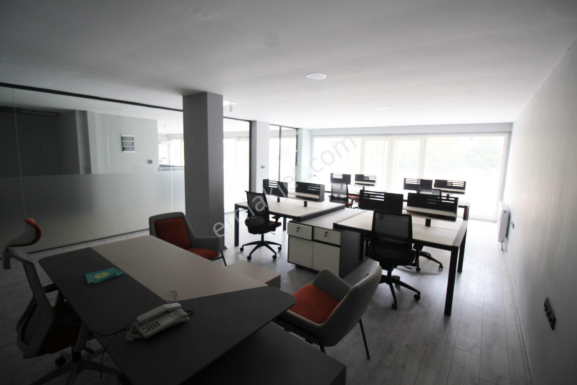 Krc'den Misket Mahallesinde 700 Metrekare Komple Satılık Dükkan - Görsel 8