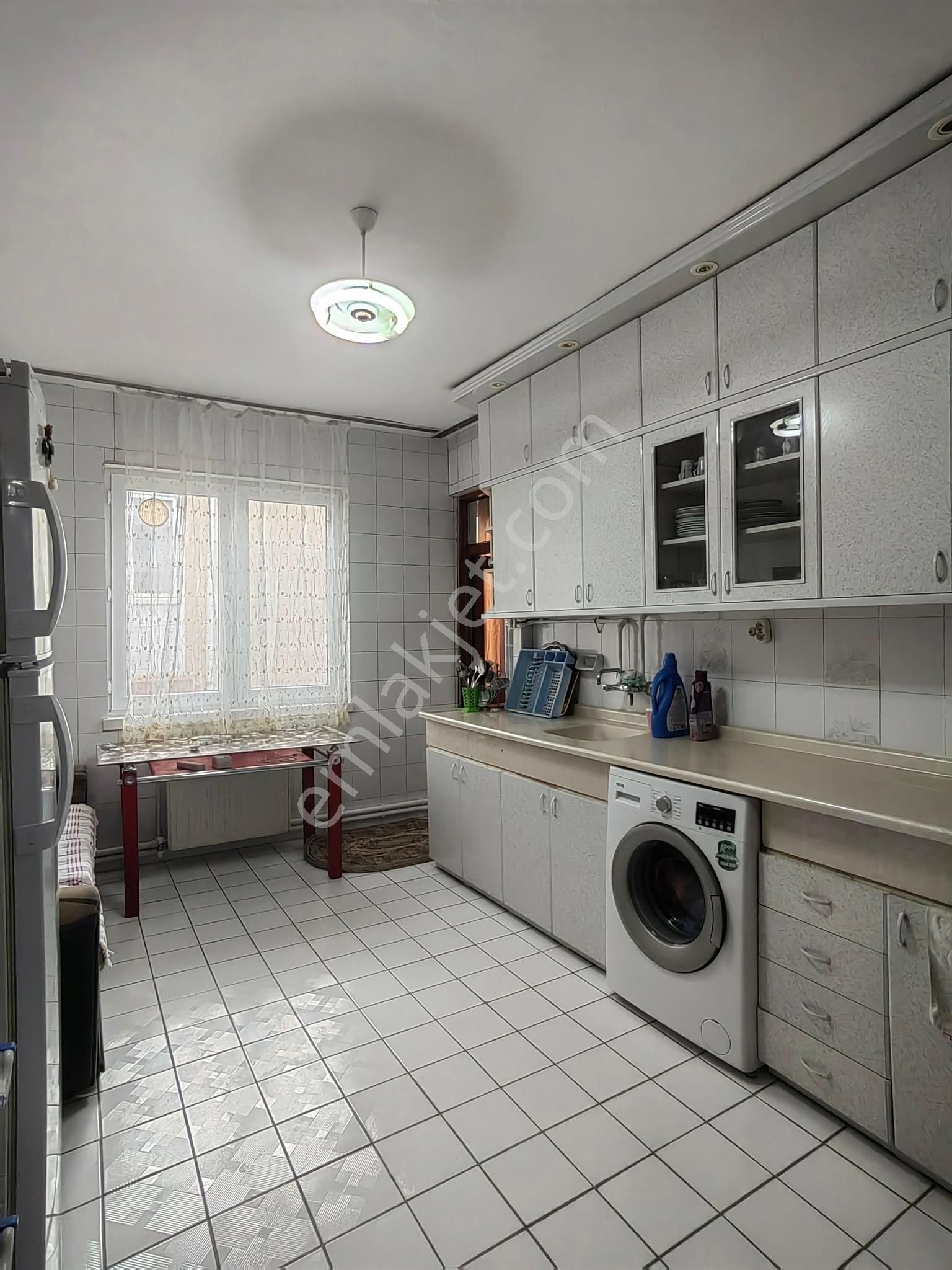 Nasreddin Emlaktan Çarşı Merkezde Kiralık Eşyalı Daire - Görsel 5