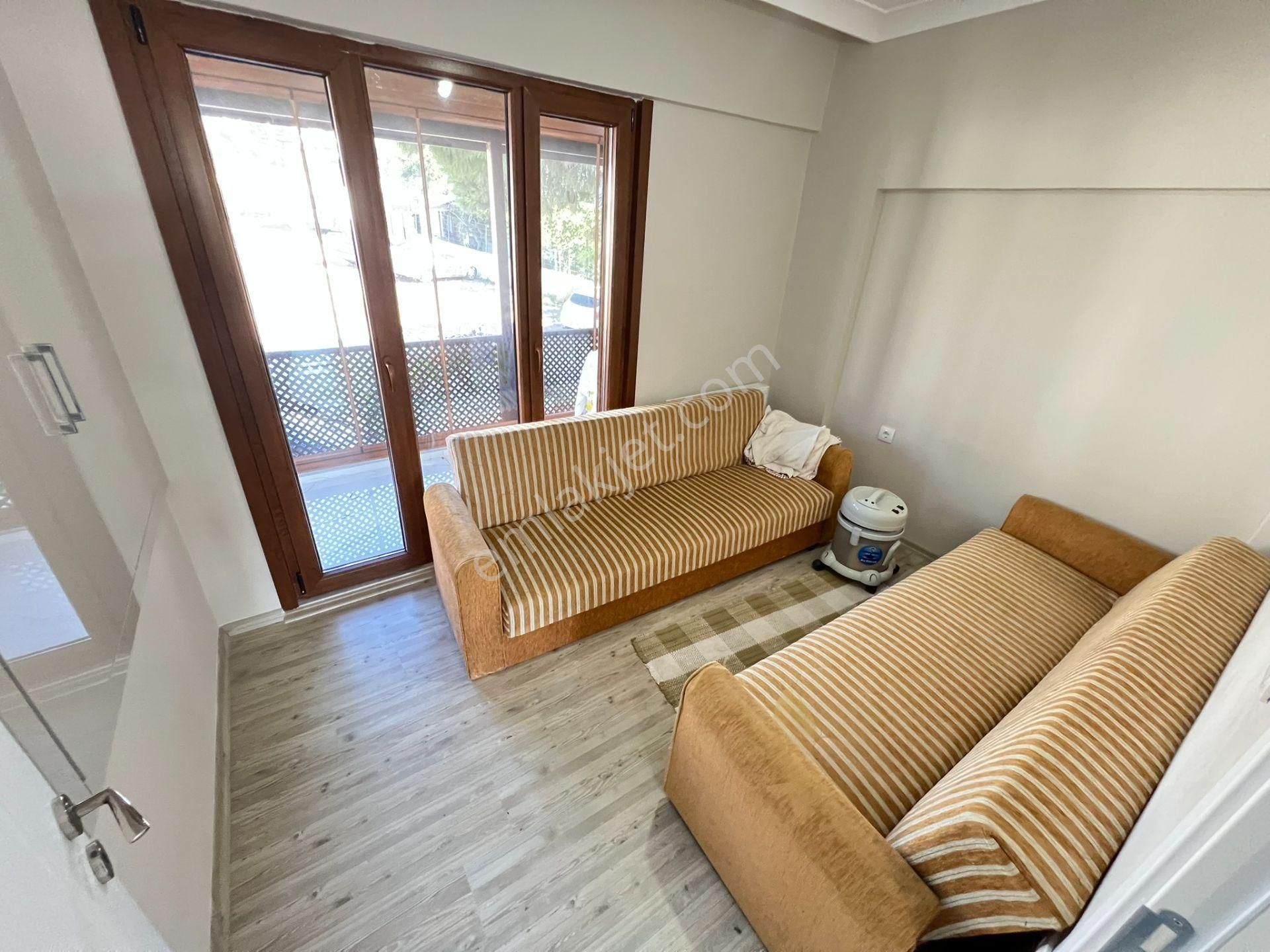 Vizyon Emlak'tan Site İçerisinde Havuzlu Yapılı Villa - Görsel 10