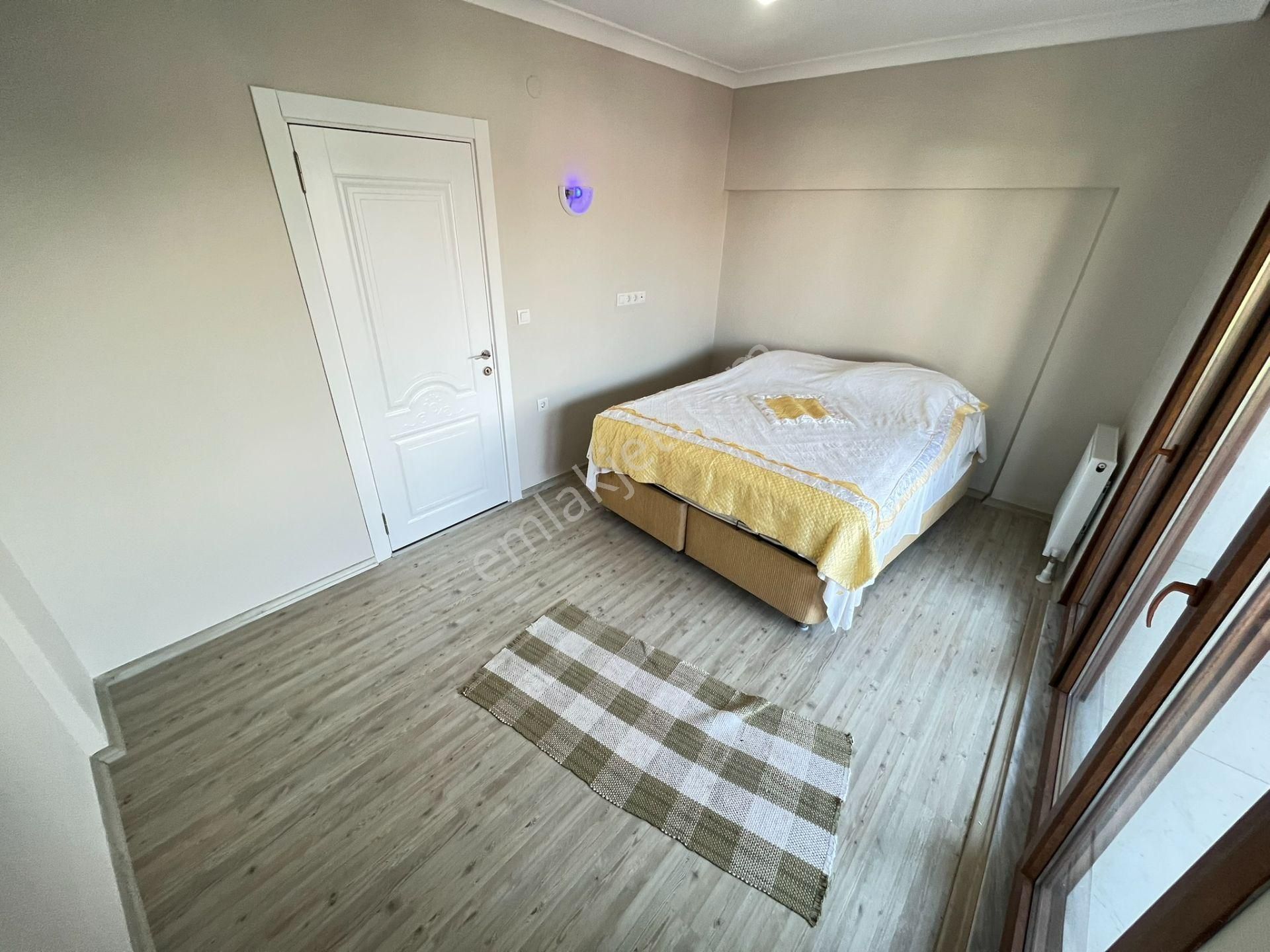 Vizyon Emlak'tan Site İçerisinde Havuzlu Yapılı Villa - Görsel 8