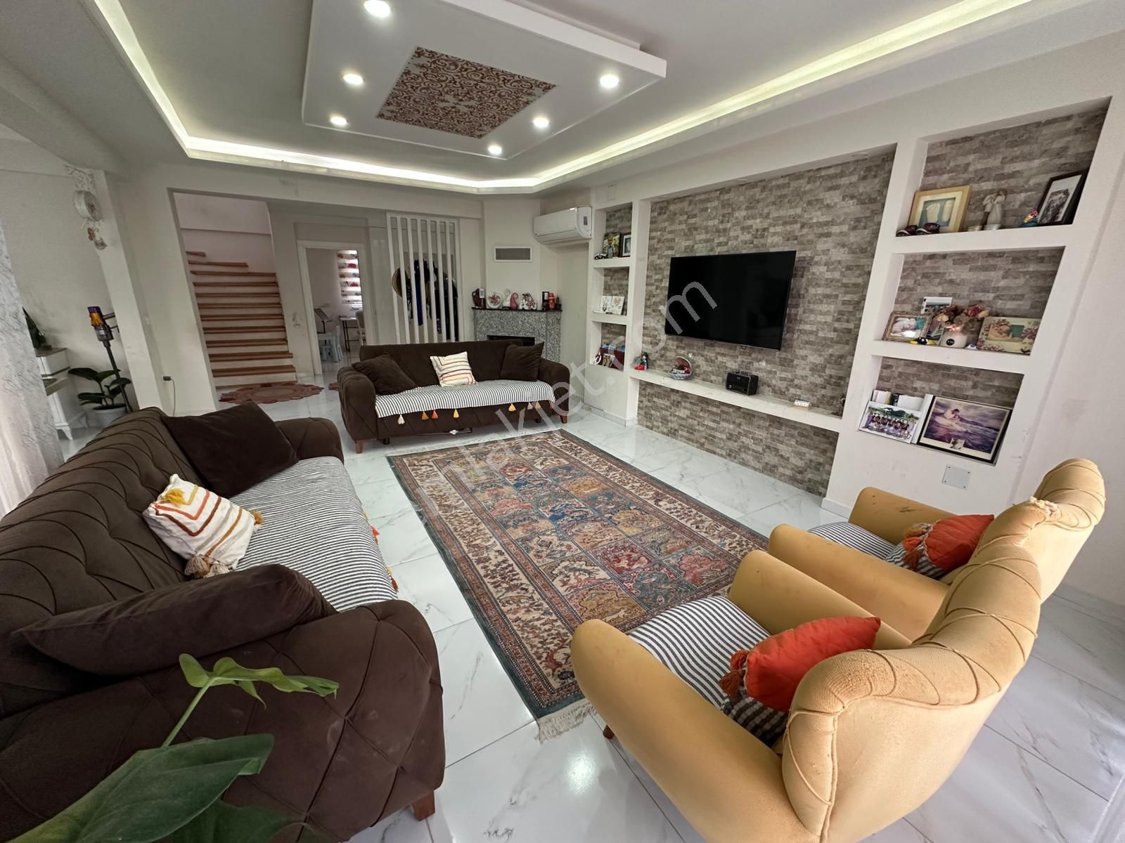 🏡 Doğayla İç İçe, Sıcacık Bir Yuva – 403 M² Arsada Müstakil 6+1 Dubleks Villa 🌿 - Görsel 6