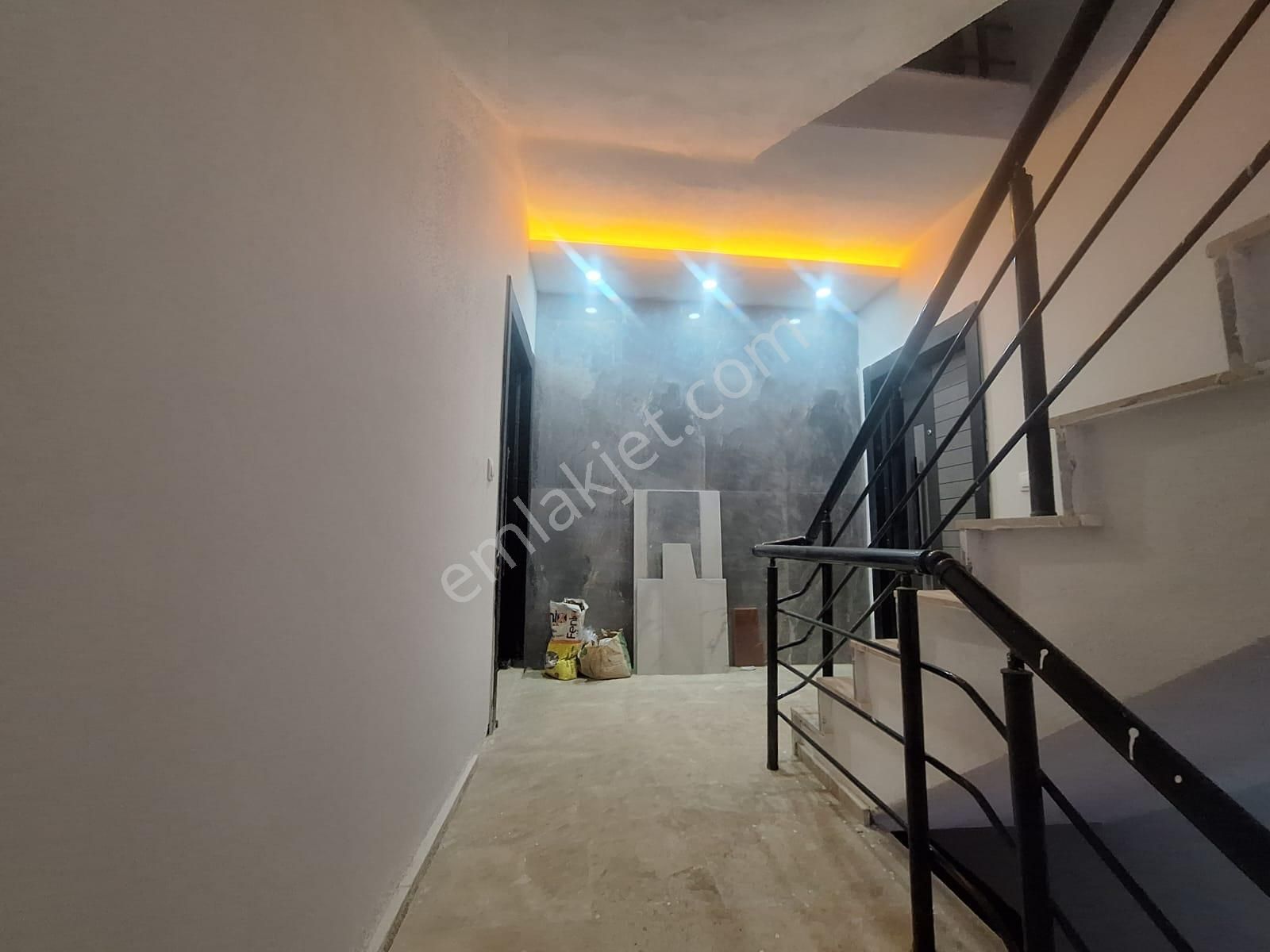 Varsak Da 2+1 İskanı Oturmaya Hazır Ayrı Mutfaklı Daire - Görsel 2