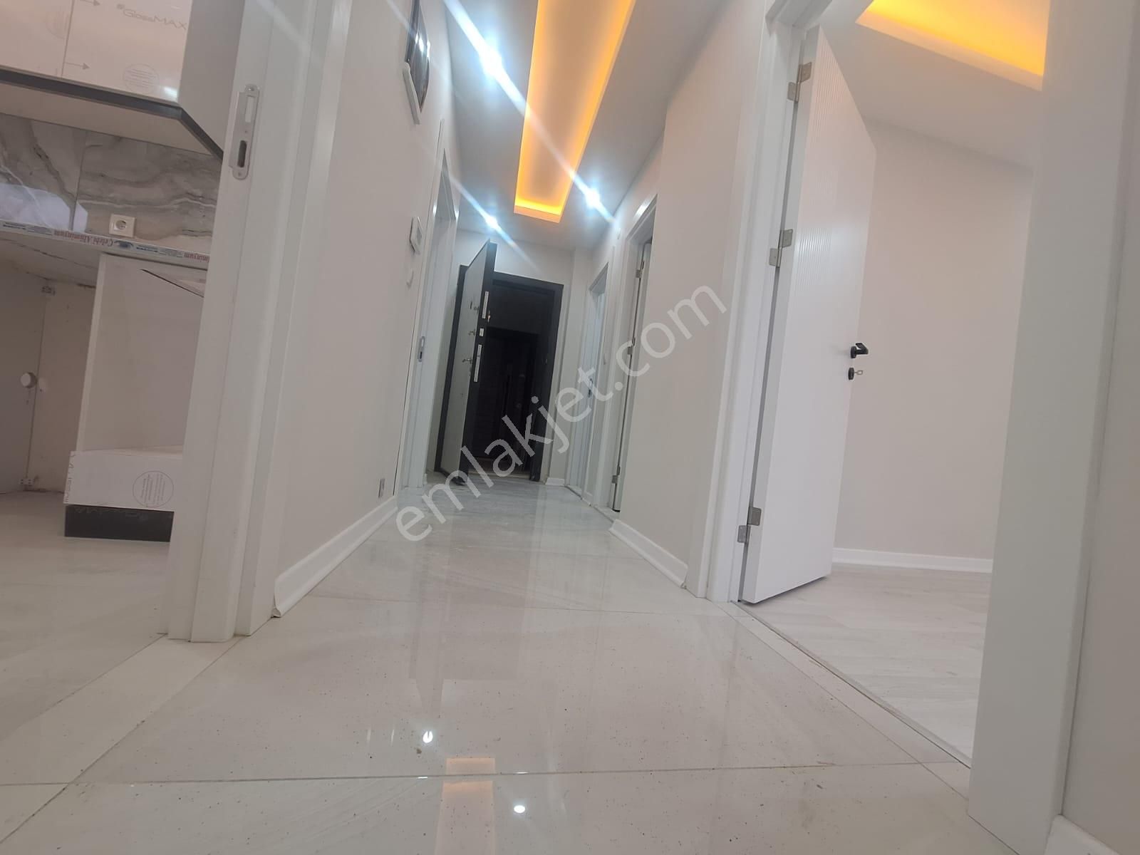 Varsak Da 2+1 İskanı Oturmaya Hazır Ayrı Mutfaklı Daire - Görsel 8