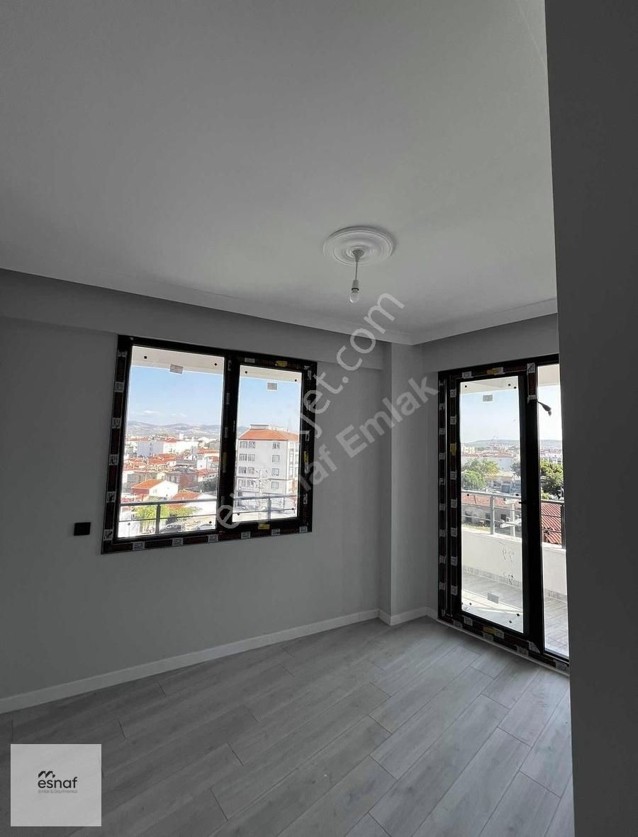 Gömeç Kemalpaşa Da Kapalı Mutfak 2+1 Tertemiz Daire - Görsel 9