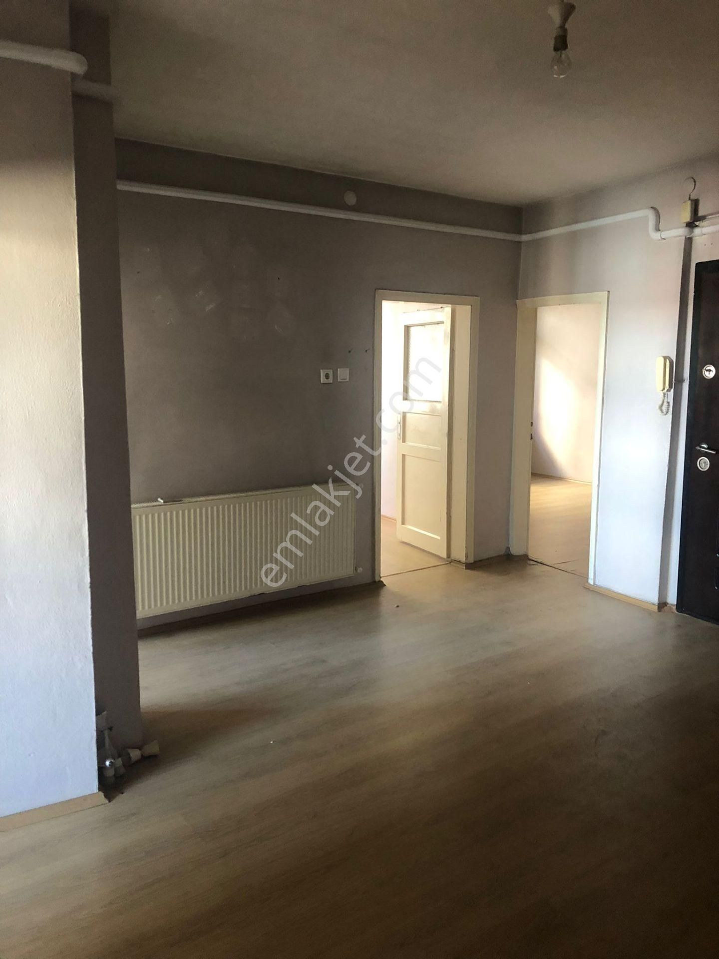 Merkezi Konumda Doğalgazlı 3+1 Satılık Uygun Fiyatlı Daire !! - Görsel 12