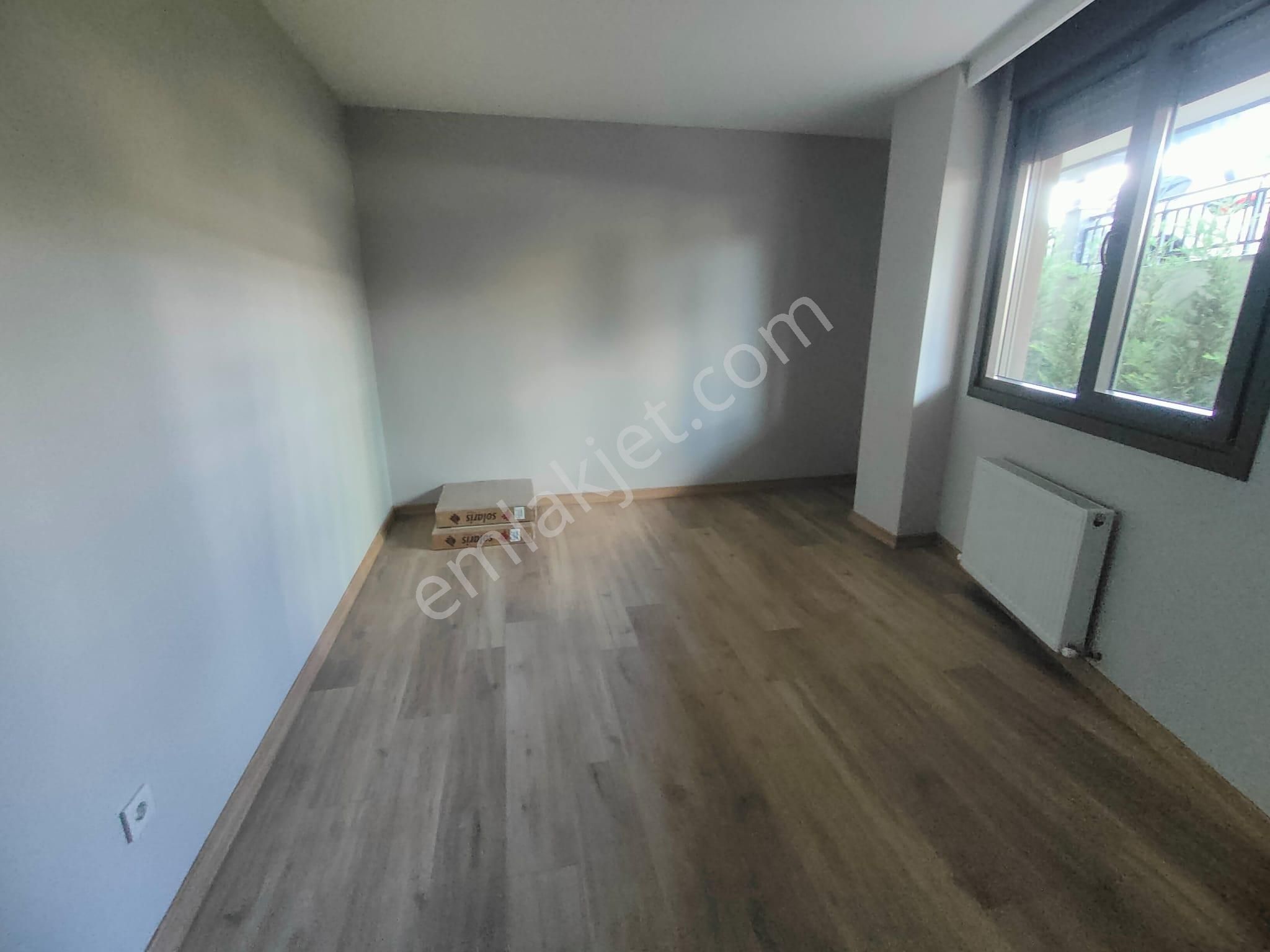 Emlak Dünyasından Küçükyalı'da 2+1 Bahçe Kullanımlı Sıfır Daire - Görsel 10