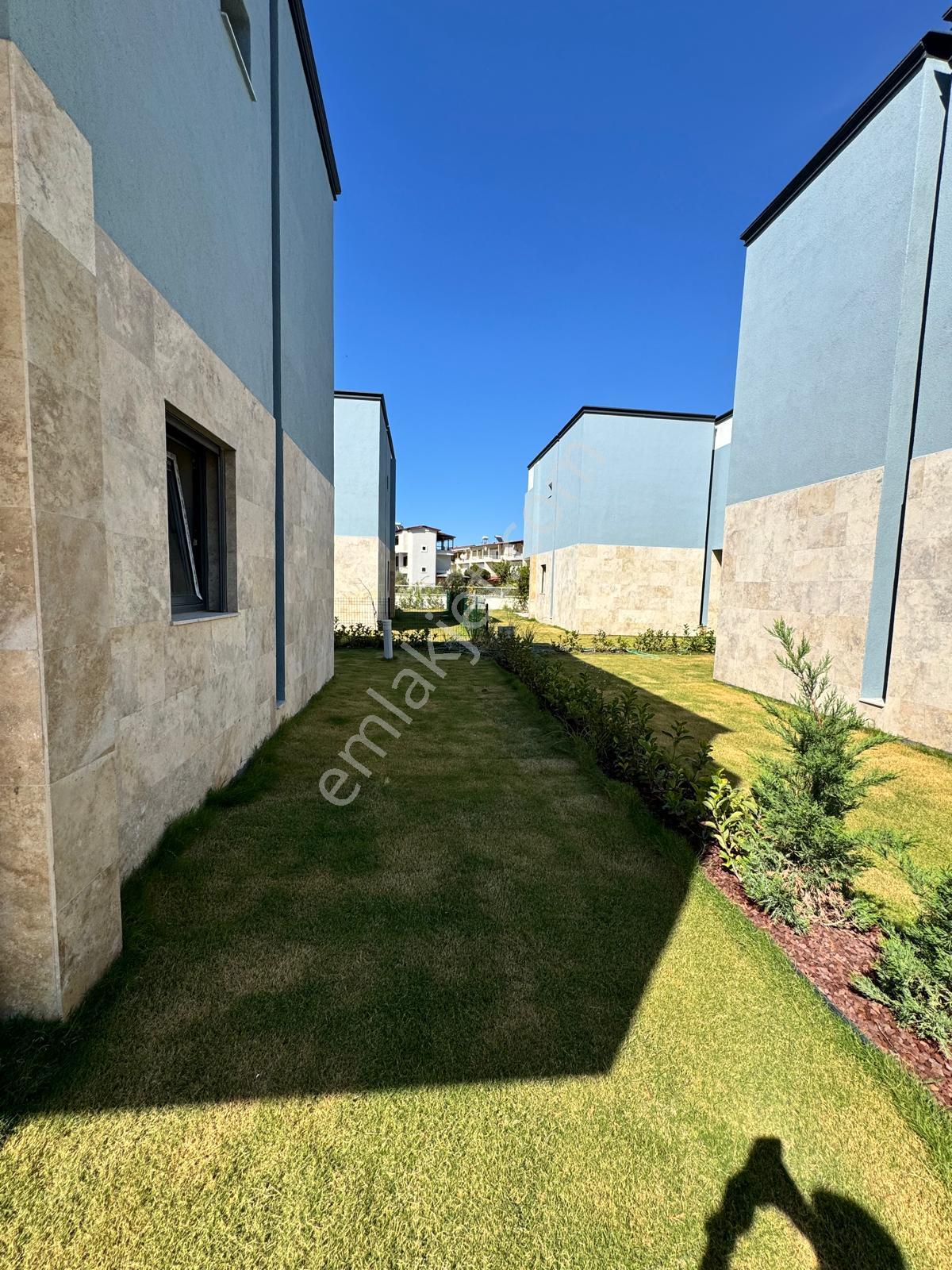 Kuşadası Güzelçamlı'da Denize 300 Mt Yakın Özel Havuzlu Villamız - Görsel 6