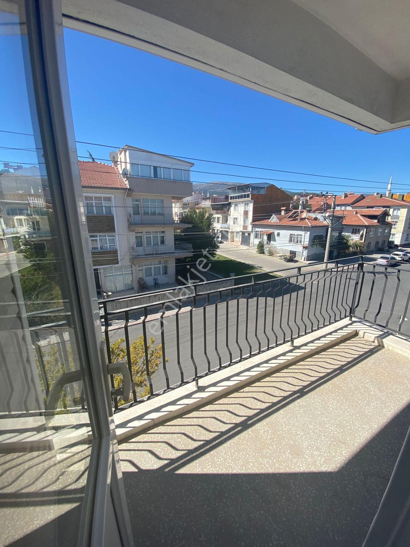 Kaçmaz Emlaktan Kütahya Merkezde Satlık 3+1 Aiire - Görsel 8