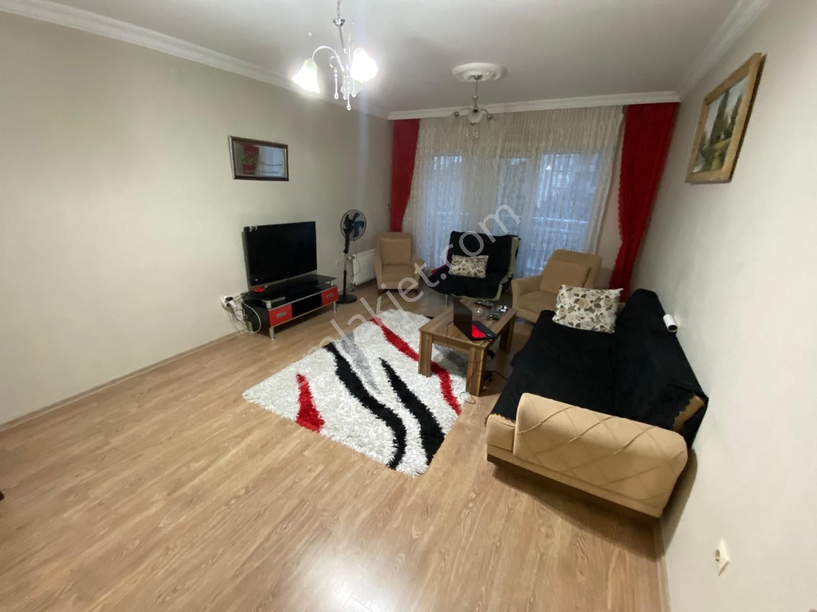 Trabzon Kaşüstü'nde 3+1 Eşyalı Satılık Daire - Görsel 13