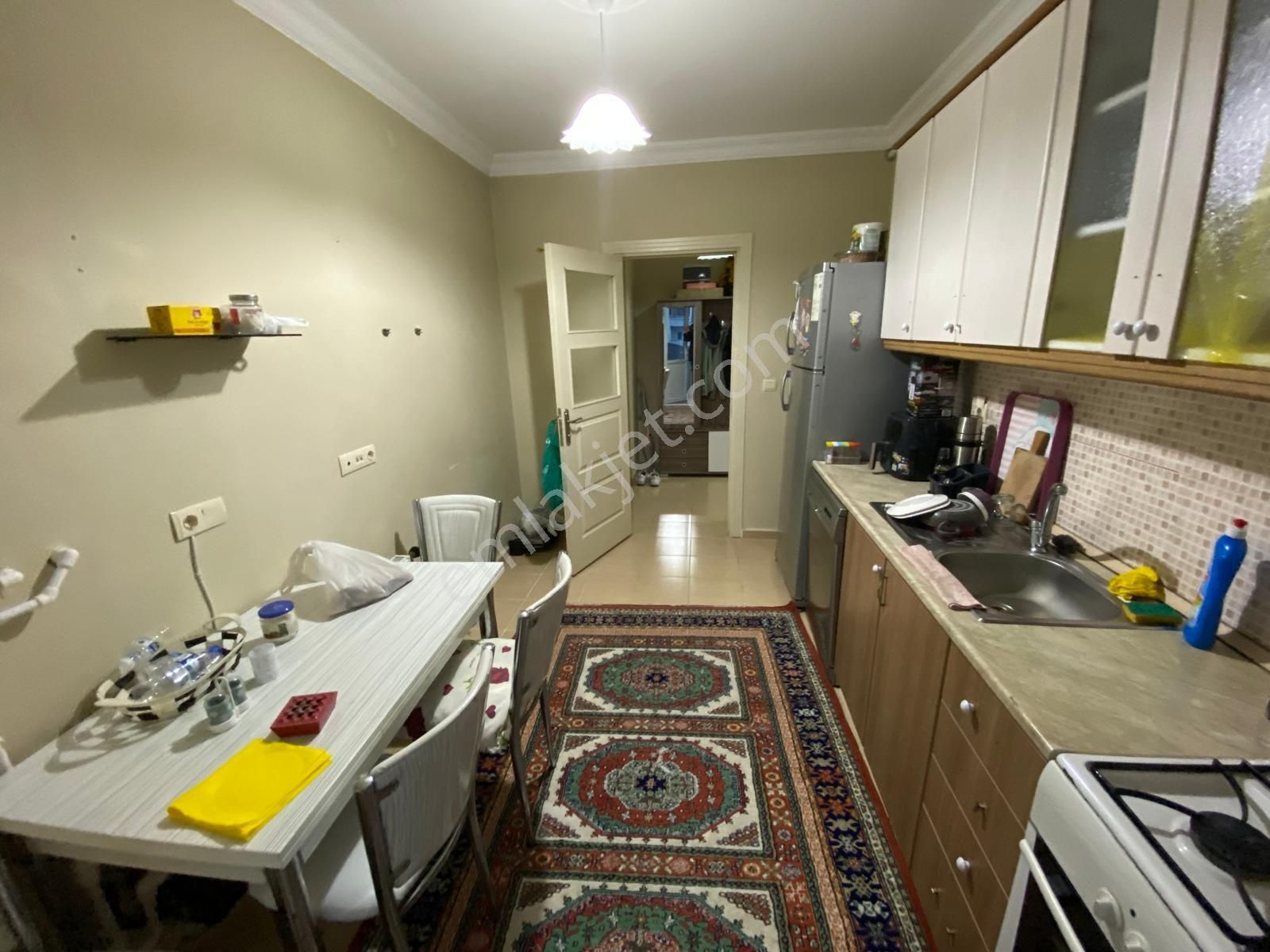 Trabzon Kaşüstü'nde 3+1 Eşyalı Satılık Daire - Görsel 12