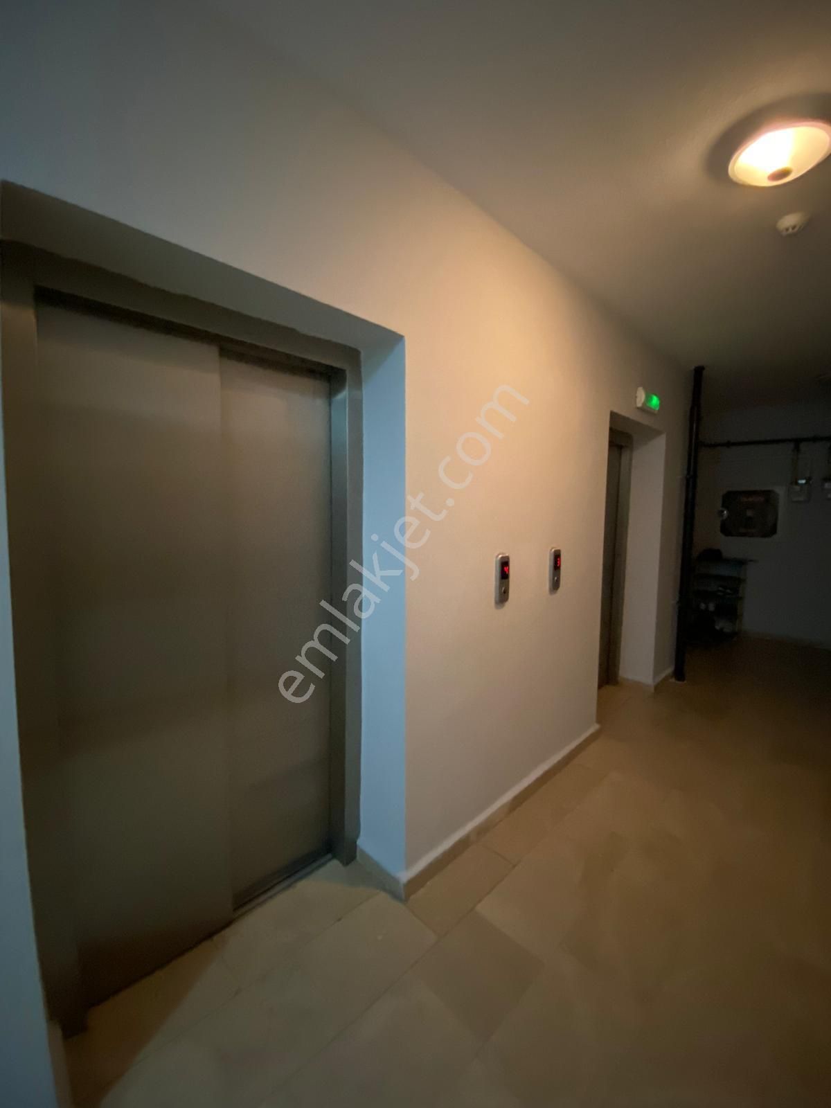 Trabzon Kaşüstü'nde 3+1 Eşyalı Satılık Daire - Görsel 21