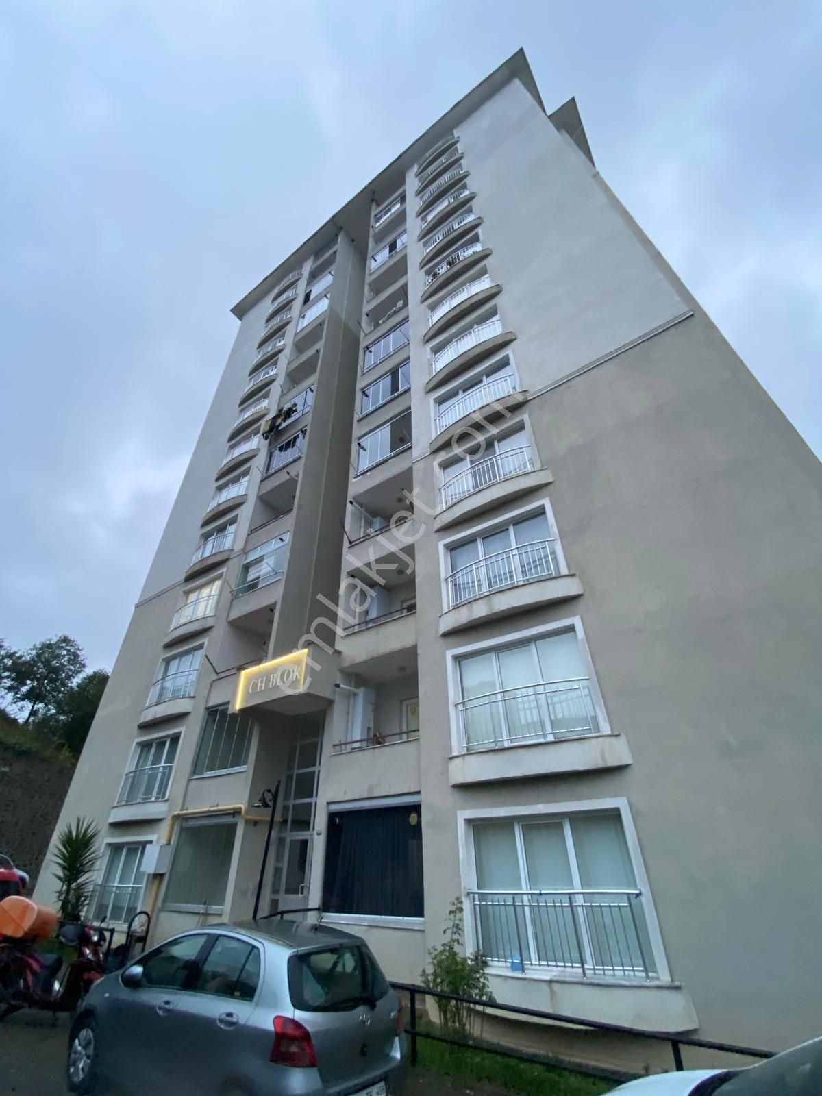 Trabzon Kaşüstü'nde 3+1 Eşyalı Satılık Daire - Görsel 23