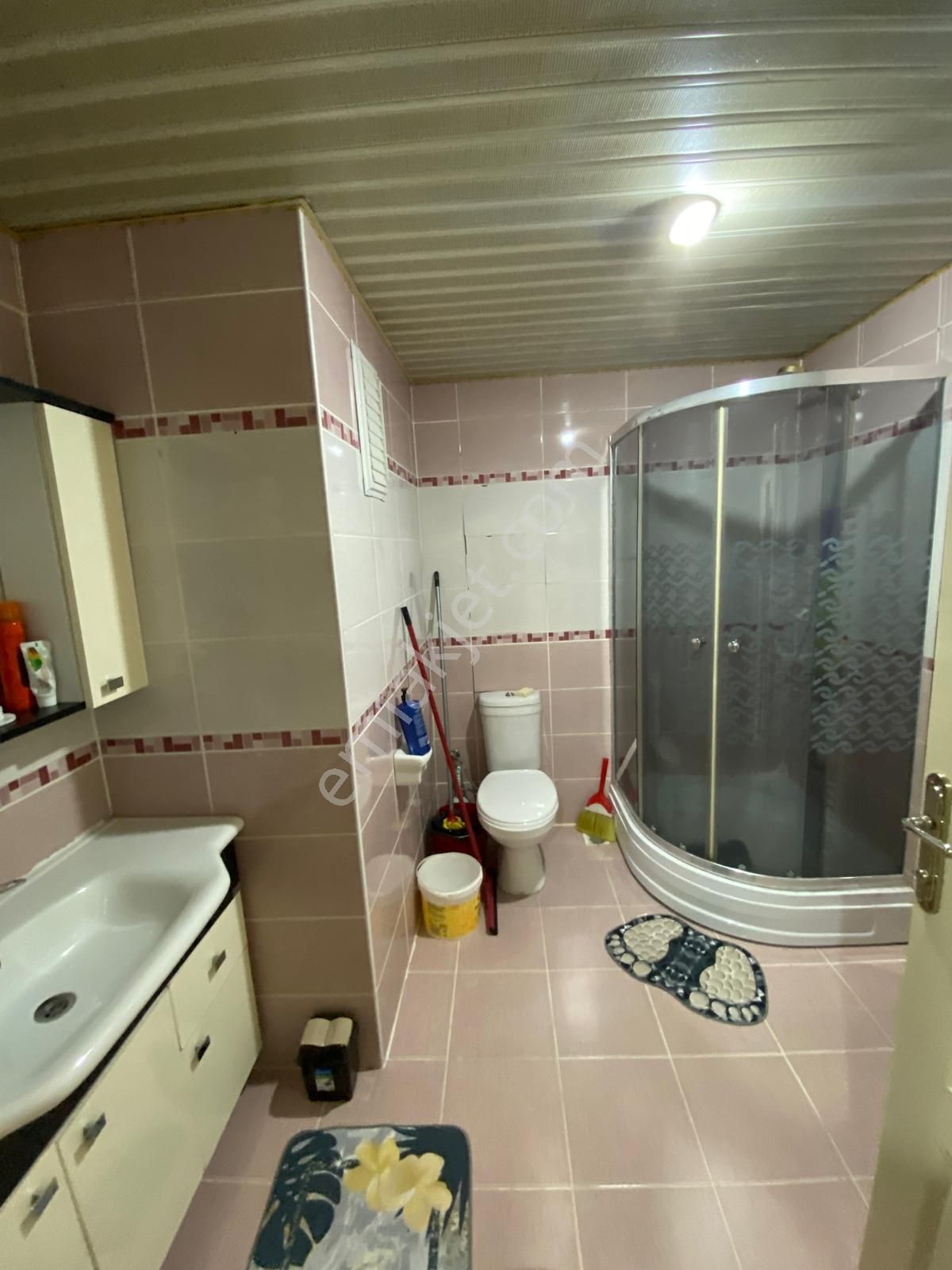 Trabzon Kaşüstü'nde 3+1 Eşyalı Satılık Daire - Görsel 18