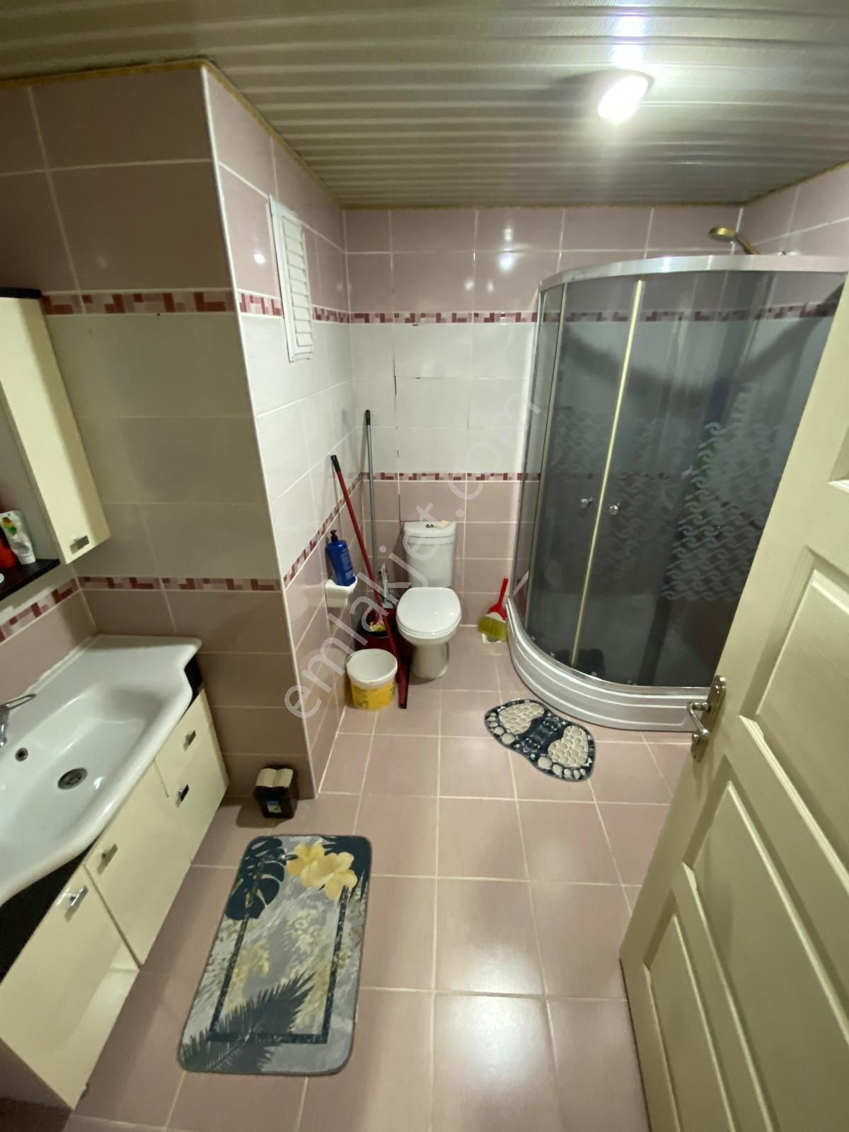 Trabzon Kaşüstü'nde 3+1 Eşyalı Satılık Daire - Görsel 19