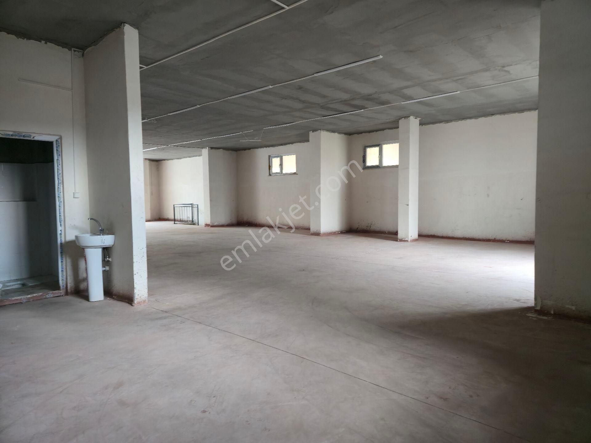 Pendik Güzelyalı'da Kiralık 280 M2 Depo Alanı - Görsel 10